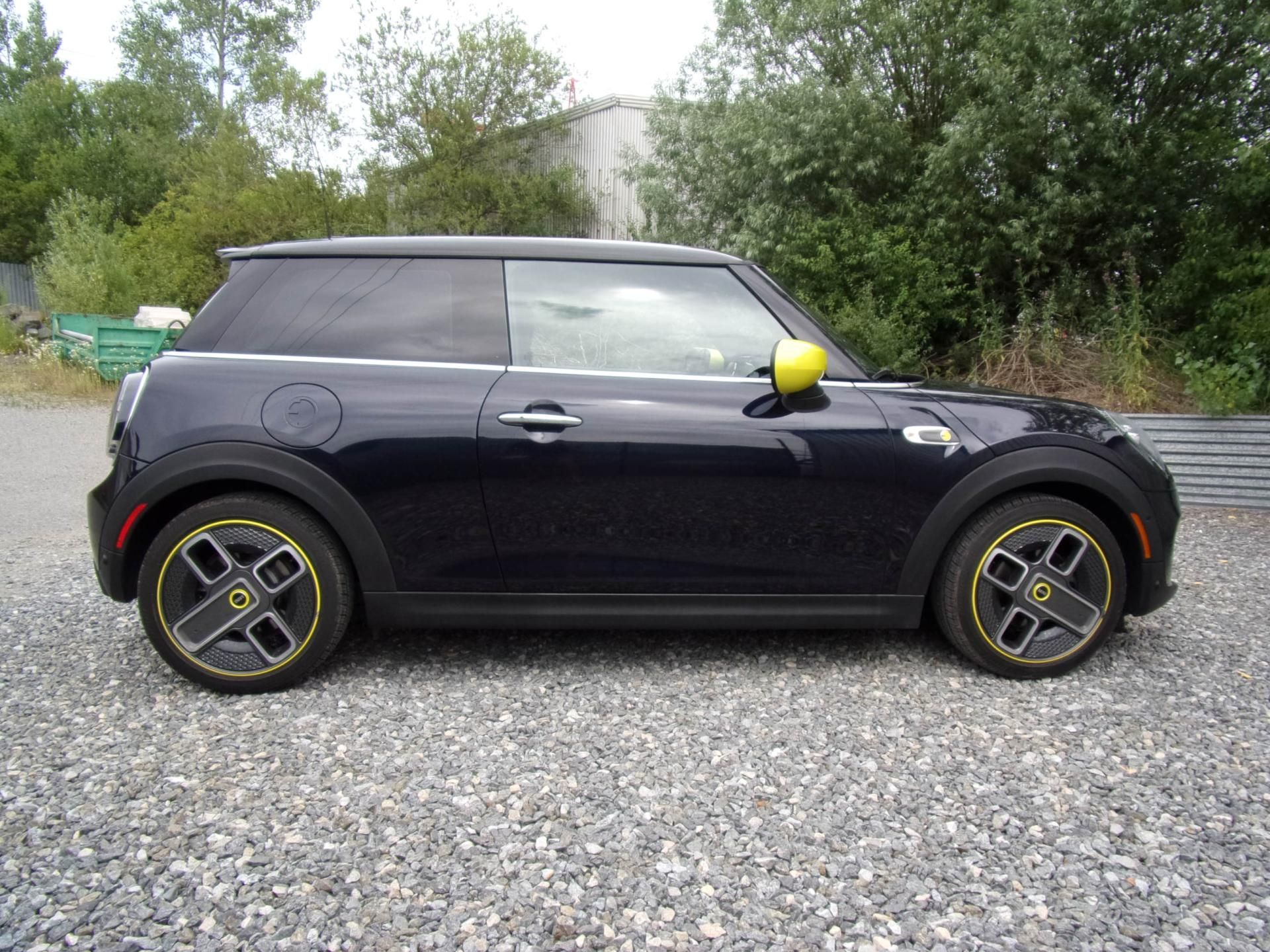 Mini, COOPER SE 32kWh 135kW PANORAMA - fotka 4