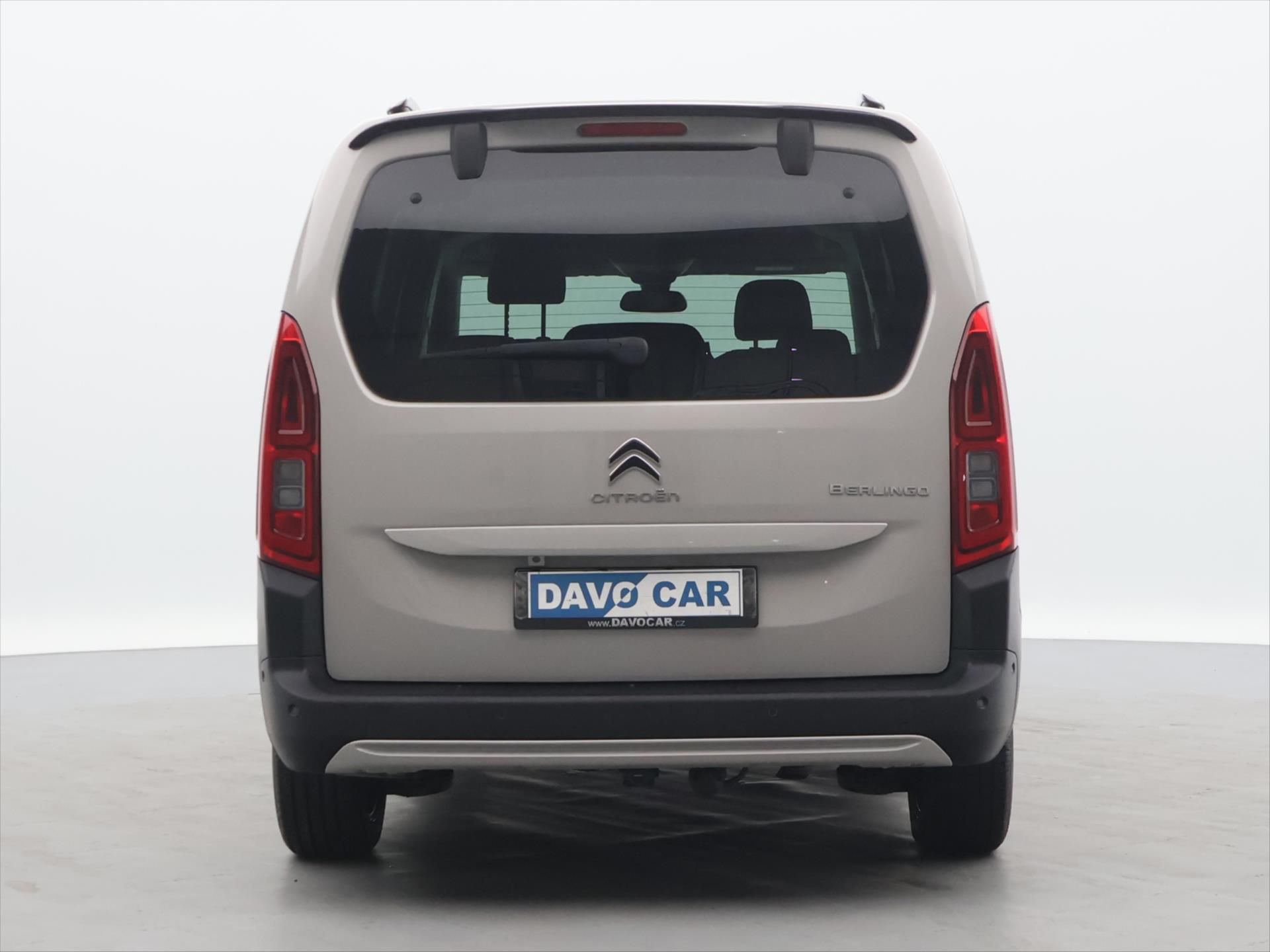 Citroën Berlingo, 1,5 BlueHDI 96kW Shine XL CZ - fotka 6