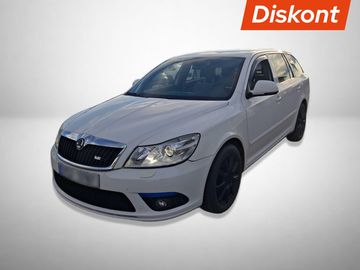RS 2.0 TDI, Navi, Xenony