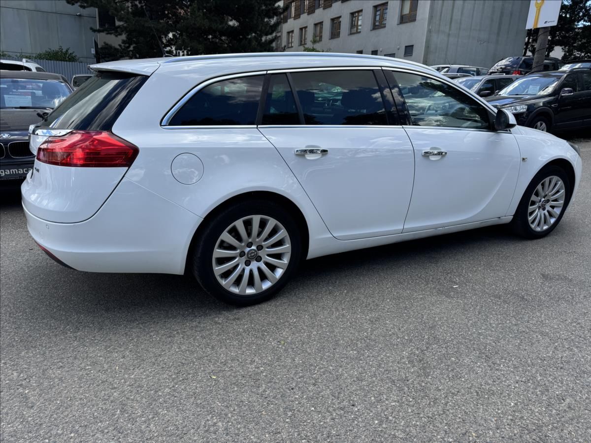 Opel Insignia, 2,0 XENON+PANORAMA - fotka 6