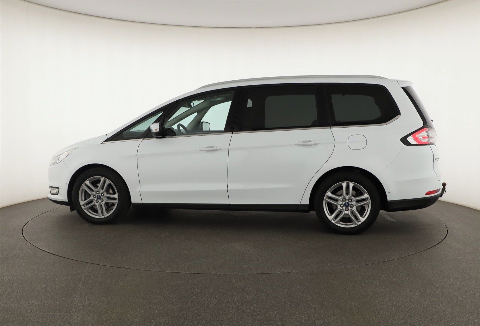 Ford Galaxy, 2.0 TDCi, 7 míst, Kůže, Navi - fotka 3