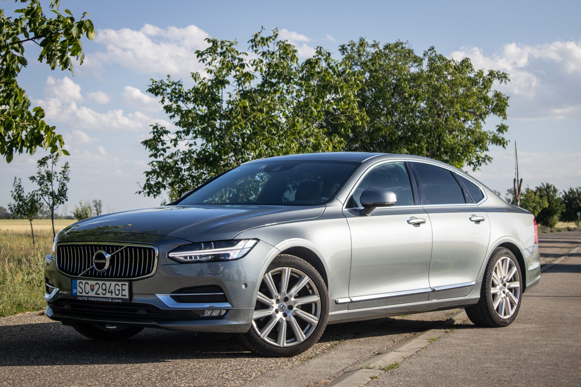 Volvo S90