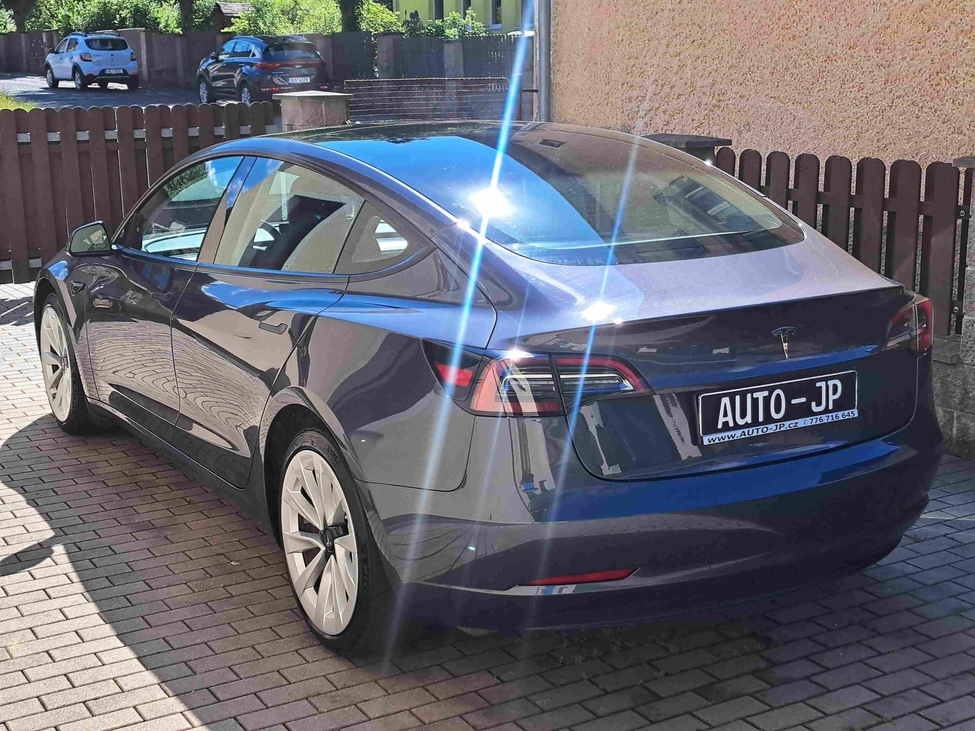 Tesla Model 3, RWD LED ACC       PŘIPRAVUJEME - fotka 5