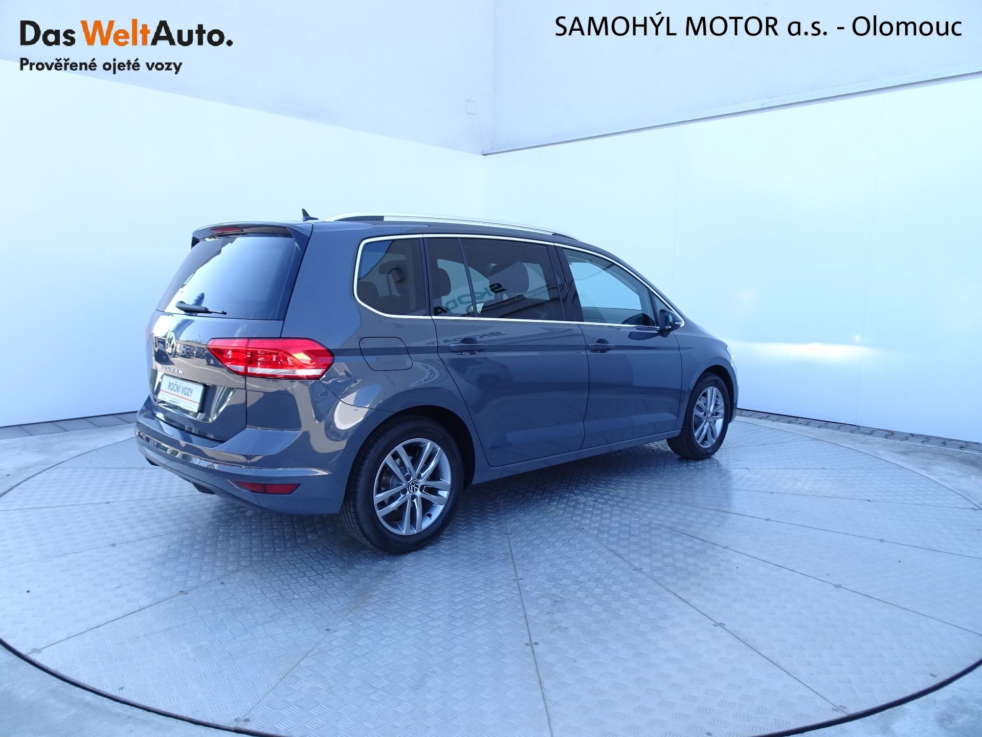 Volkswagen Touran, 1.5TSI DSG People - fotka 2