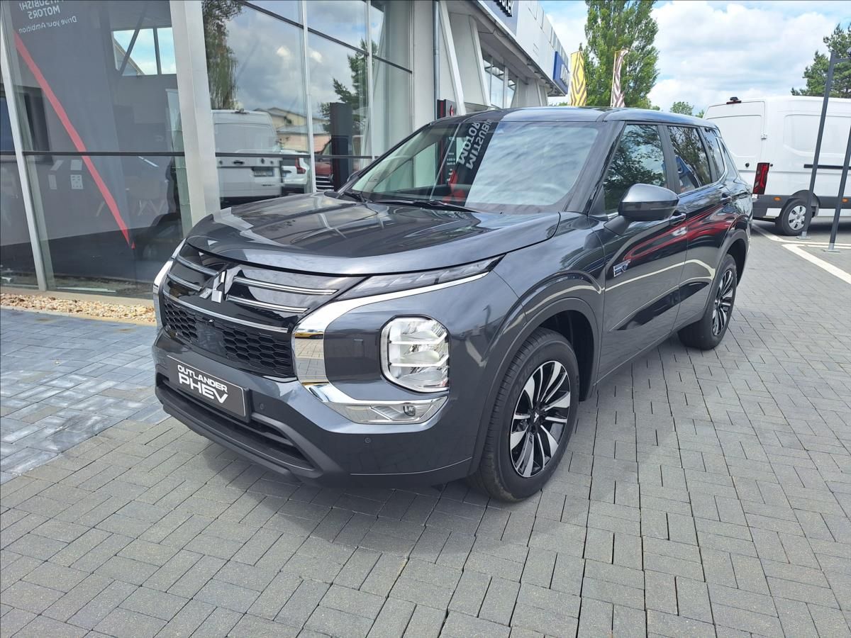 Mitsubishi Outlander, 2,4   PHEV INVITE 2,4L - fotka 2
