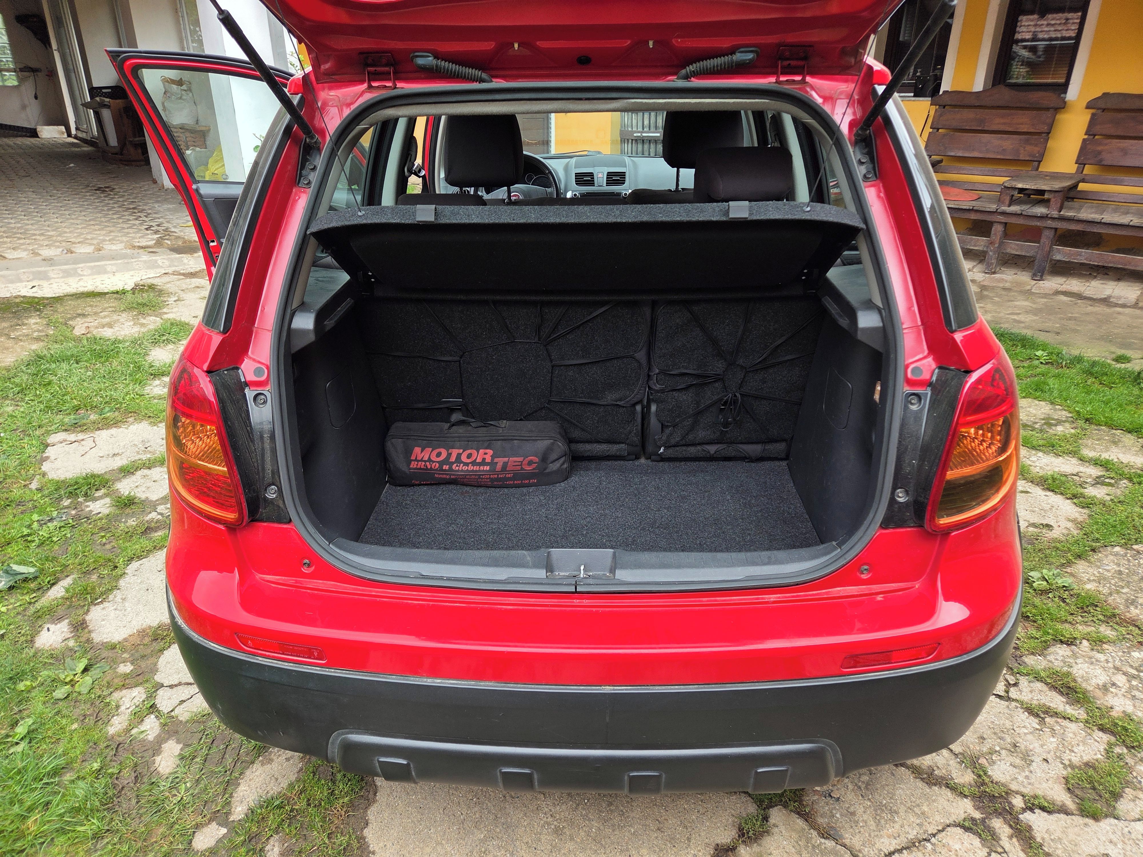 Fiat Sedici, Fiat Sedici,1 majitel, 4x4 - fotka 3
