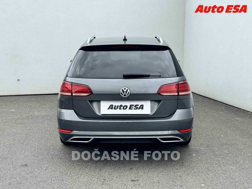Volkswagen Golf, 1.6 TDi - fotka 5
