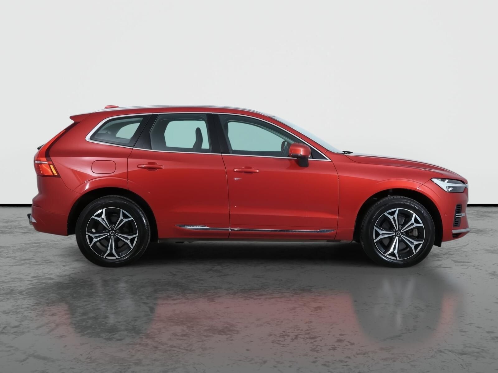 Volvo XC60, T6 Recharge, Záruka, 4X4 - fotka 6