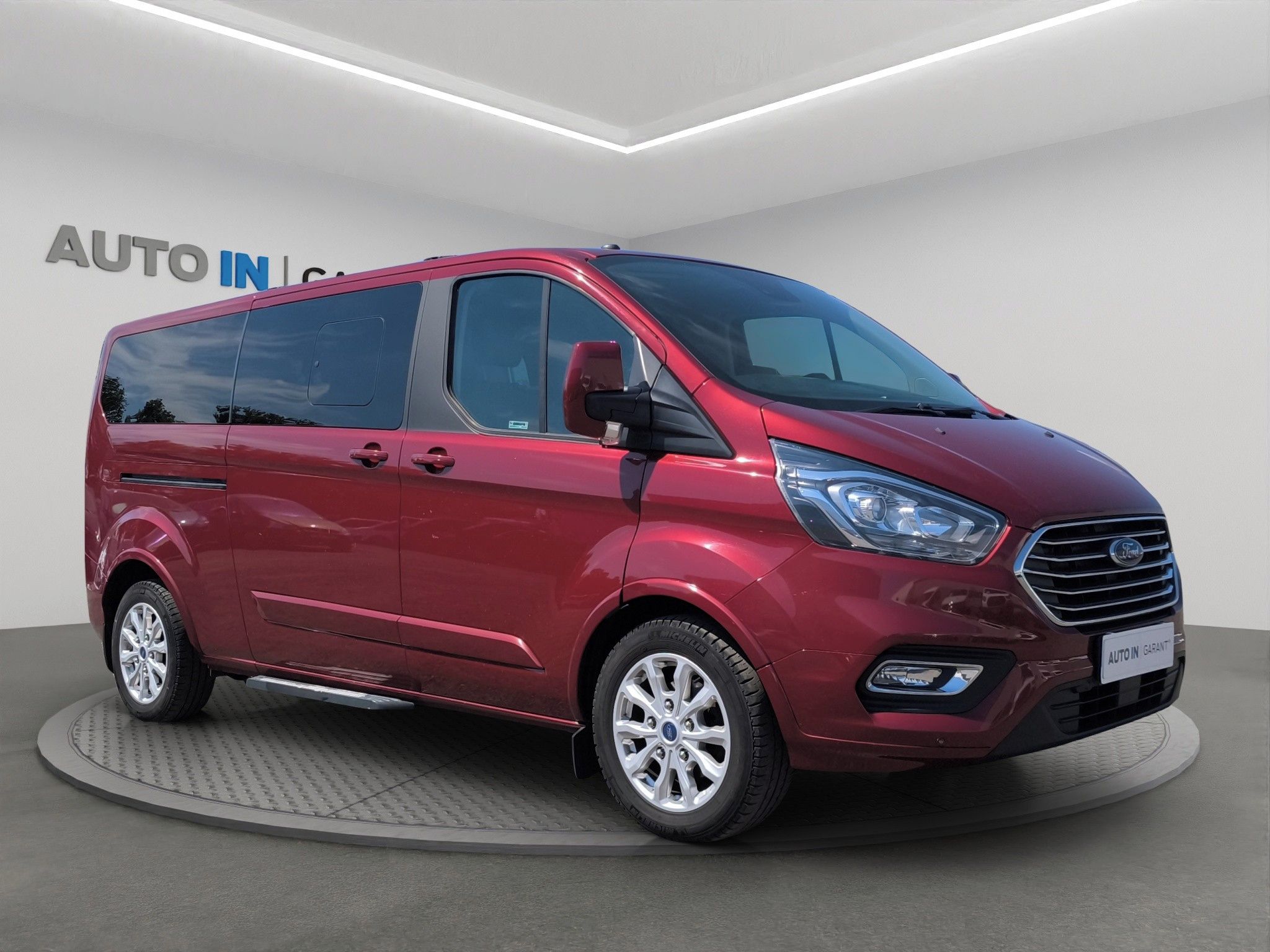 Ford Tourneo Custom, L2 TITANIUM 2.0 EcoBlue 136kW, - fotka 3