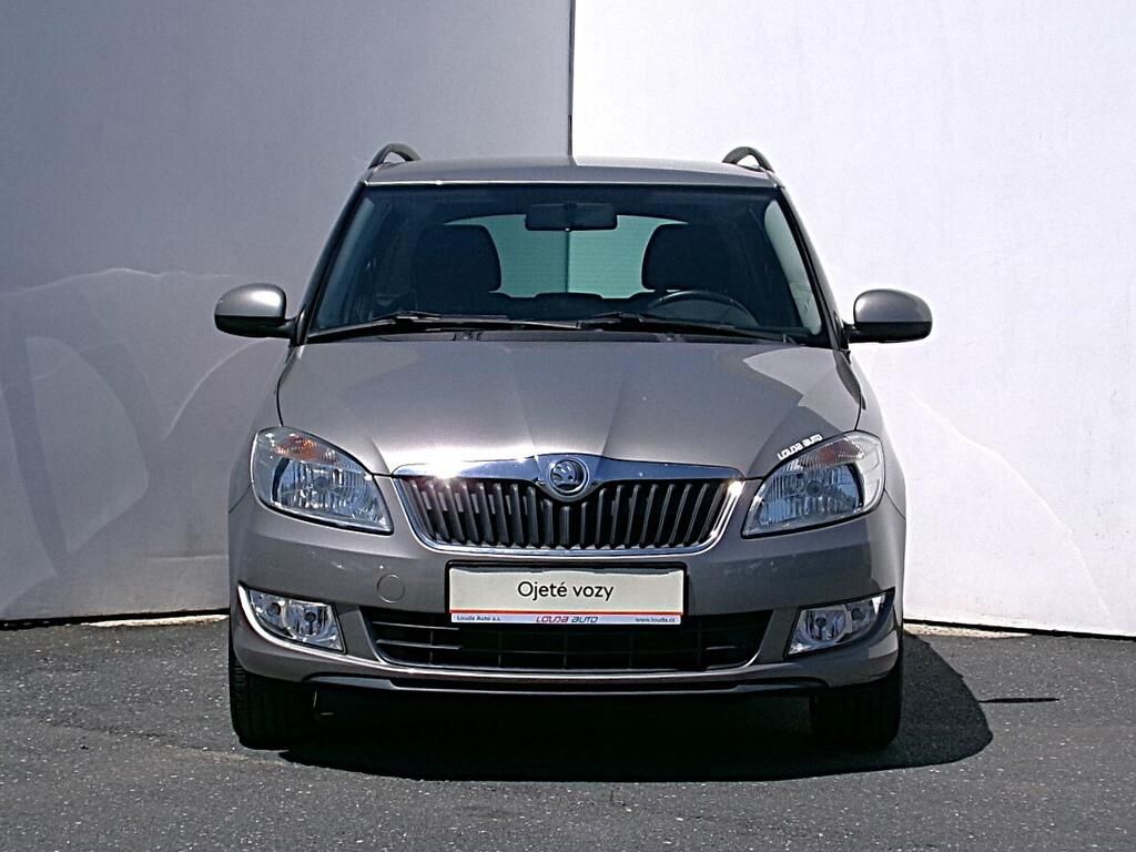 Škoda Fabia, Ambition 1.2 TSI 63 kW - fotka 4