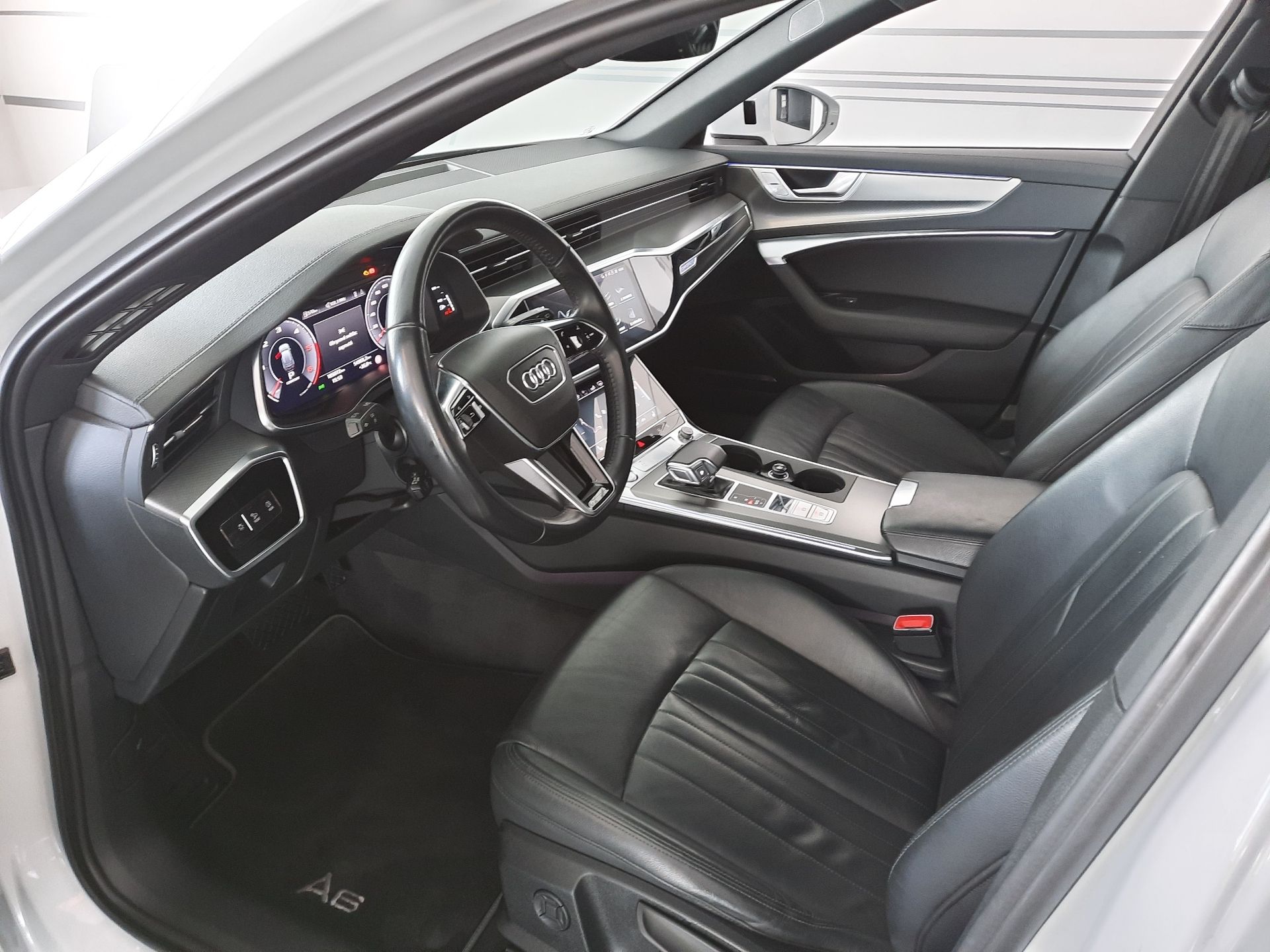 Audi A6 Avant, 50 TDI quattro (210kW/285k) Ti - fotka 6
