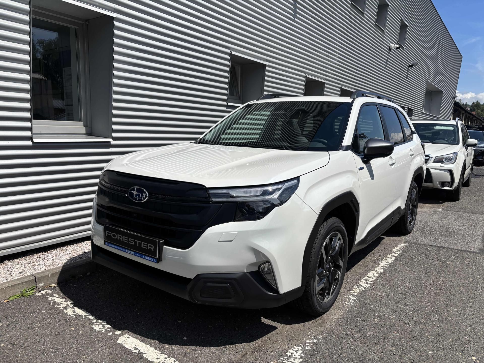 Subaru Forester, NOVÝ FORESTER 2,0i COM. NAVI
