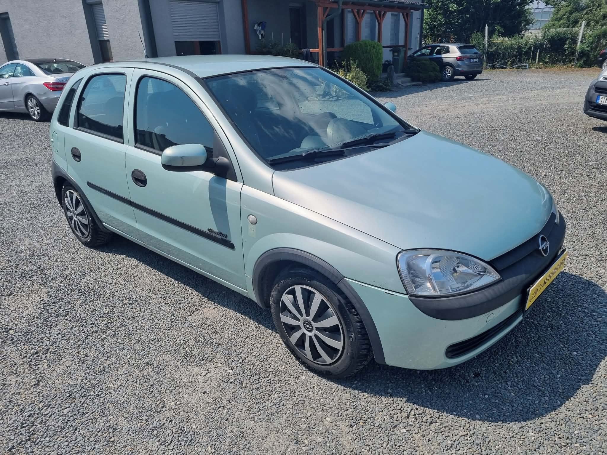 Opel Corsa, 1.0 43KW - fotka 2