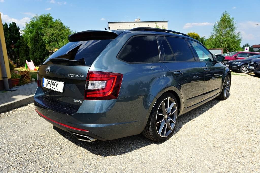 Škoda Octavia, 2,0 TSI 169 kW - fotka 4