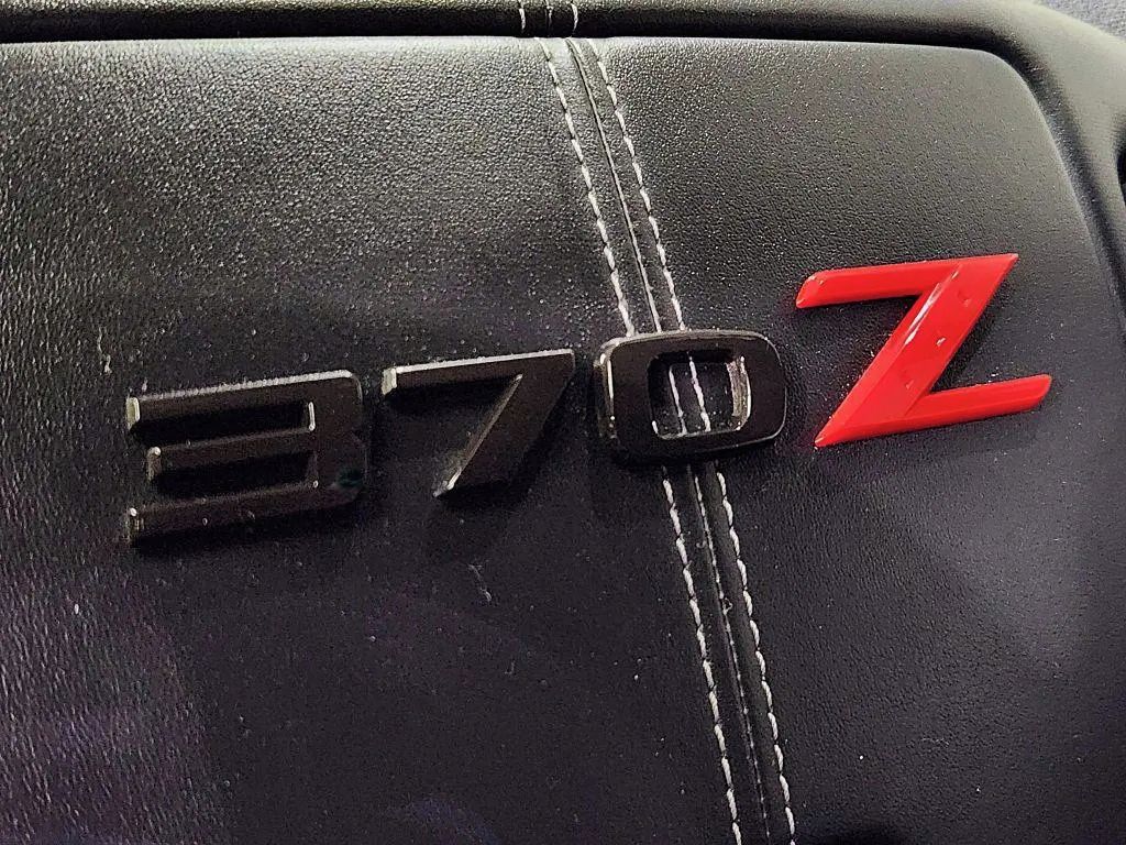 Nissan 370 Z, Nissan 370Z 3.7 V6, manuál, US - fotka 5