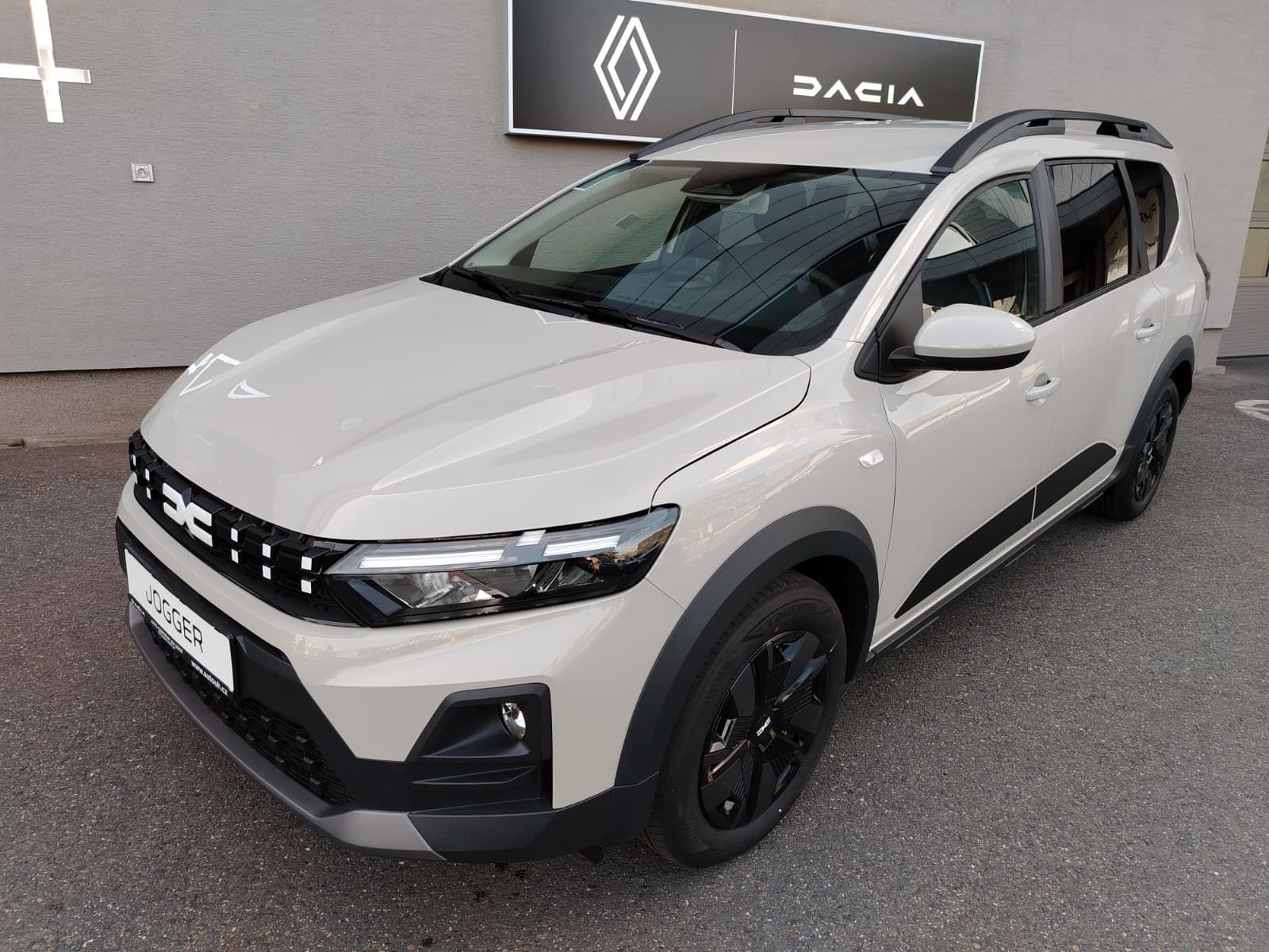 Dacia Jogger, Expression ECO-G 120 7.míst