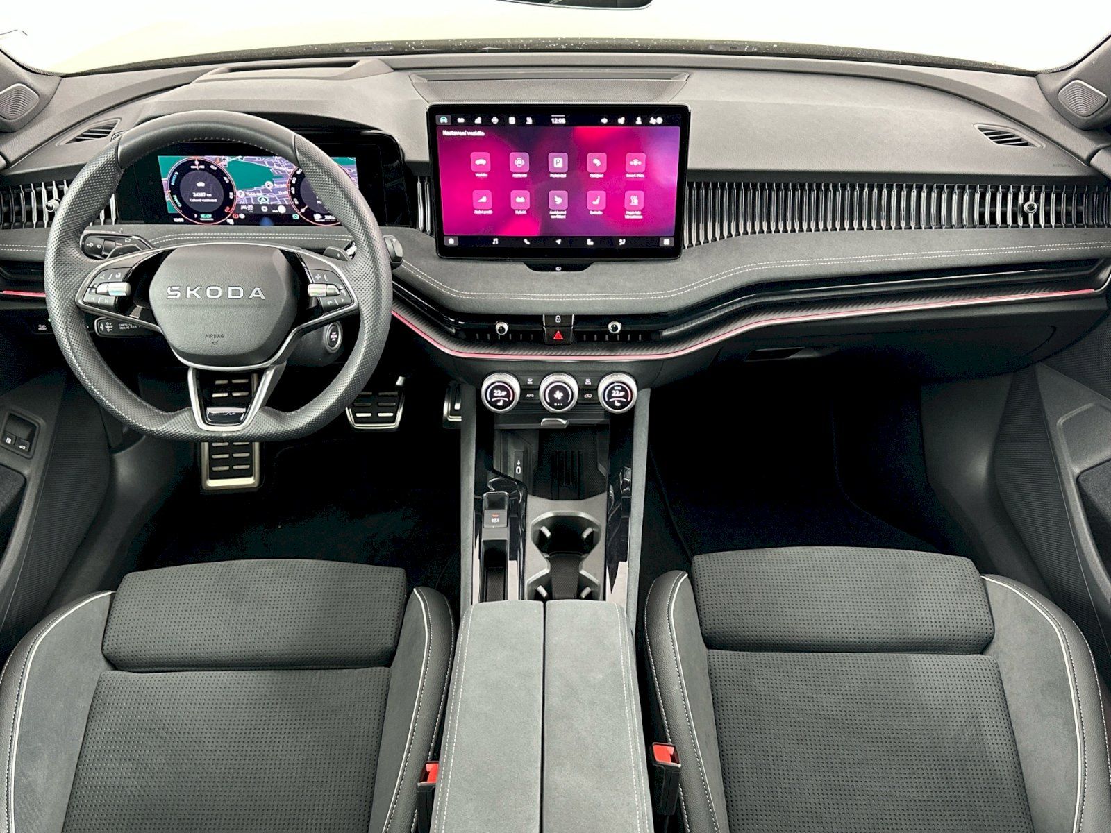 Škoda Superb, Combi iV DSG 1.5TSI 150kW Spor - fotka 5