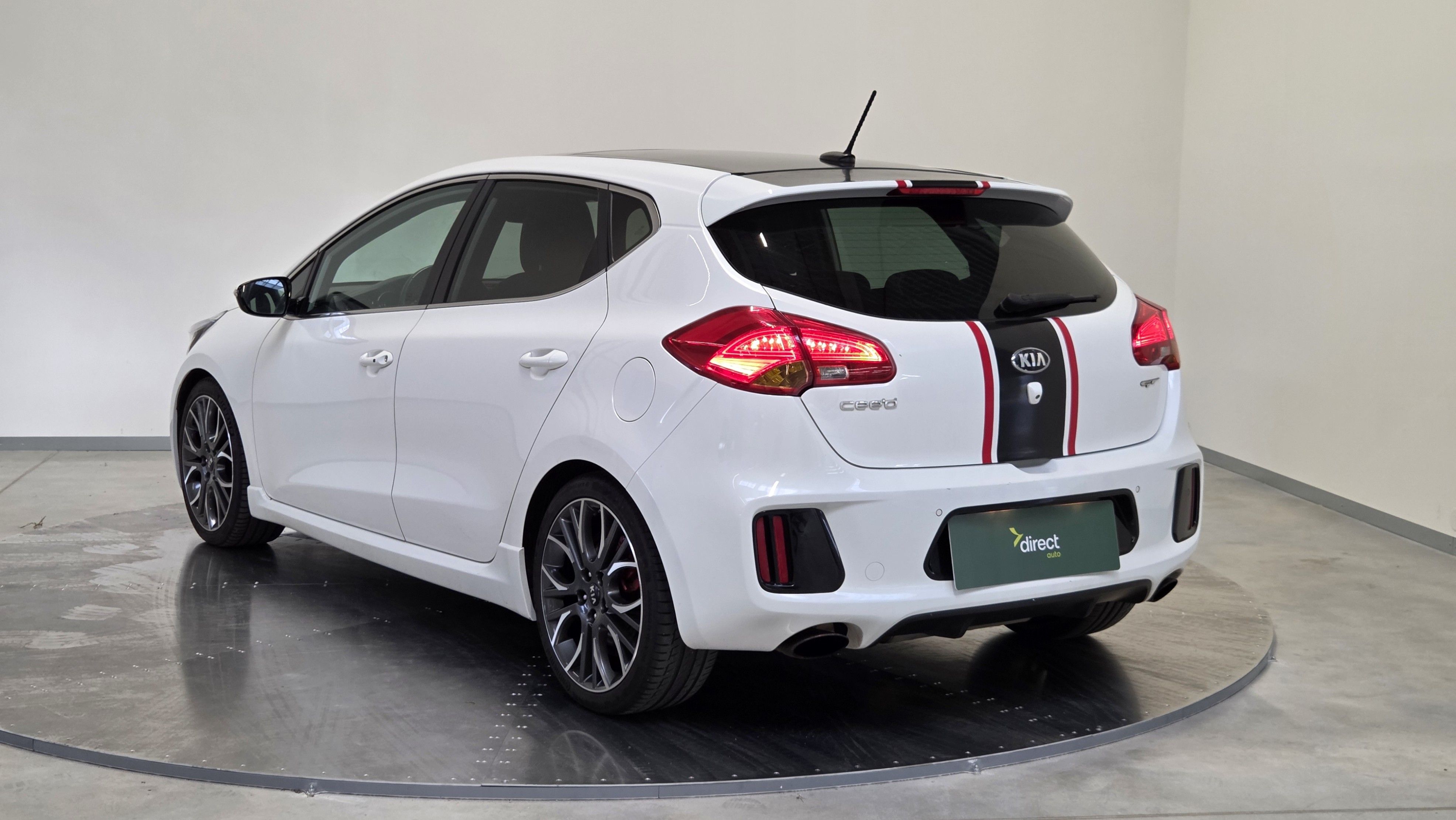 Kia Cee´d, 1.6 T-GDI 150 kW GT-Track - fotka 3