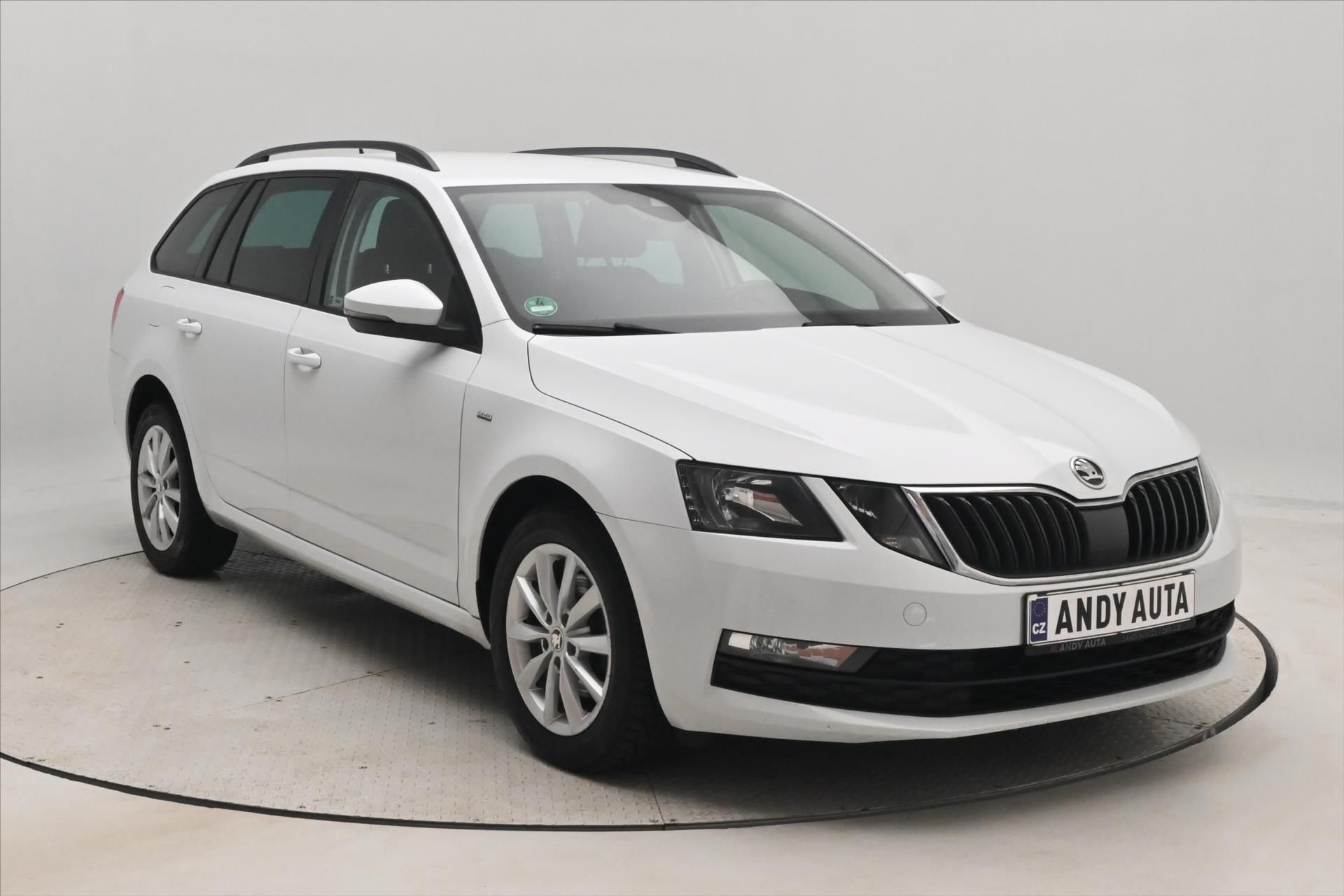 Škoda Octavia, 2,0 TDI 110 kW DSG Clever Záru - fotka 3