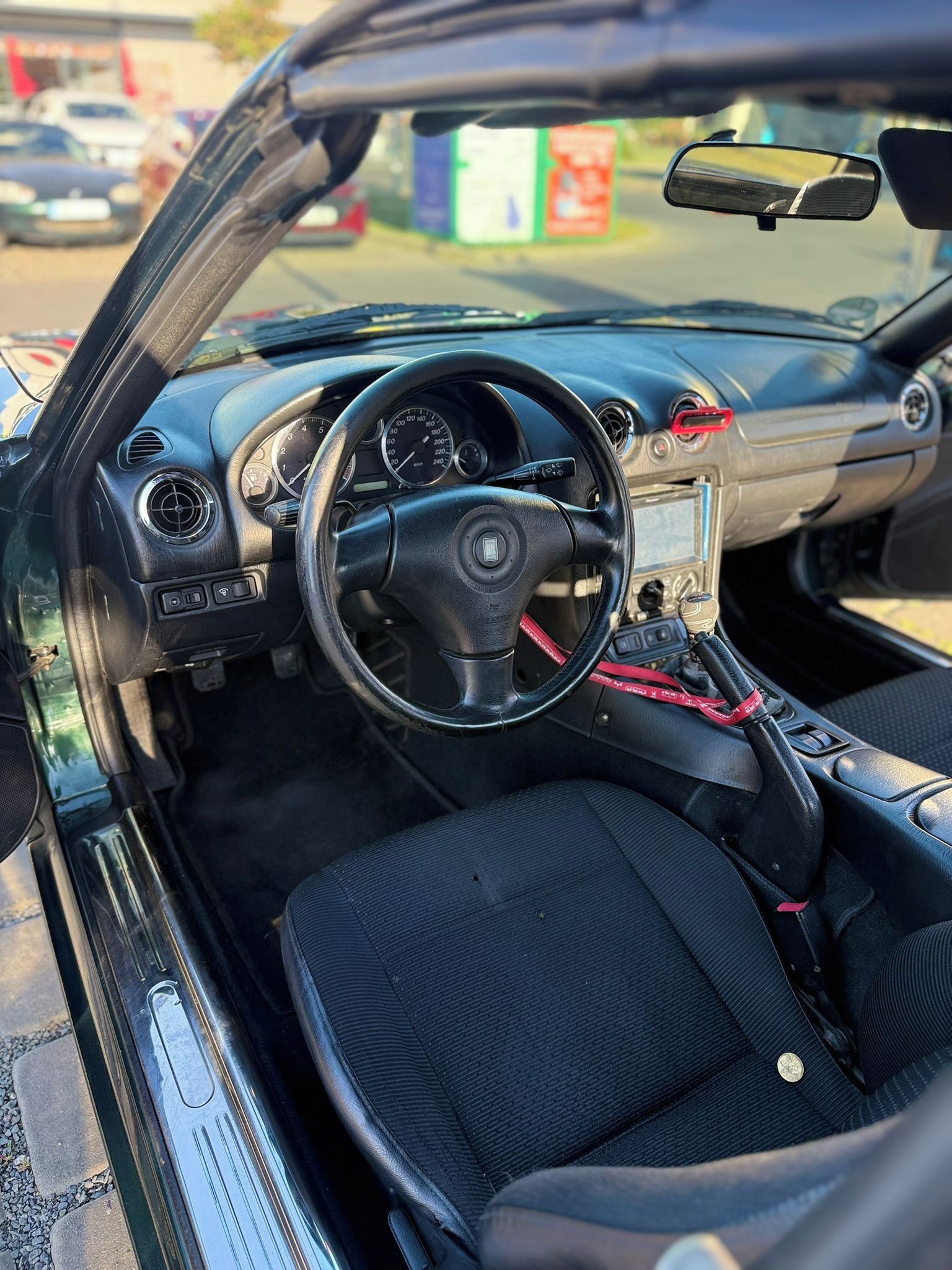 Mazda MX-5, Mazda MX-5 1.6 81kw, r.2000 - fotka 4