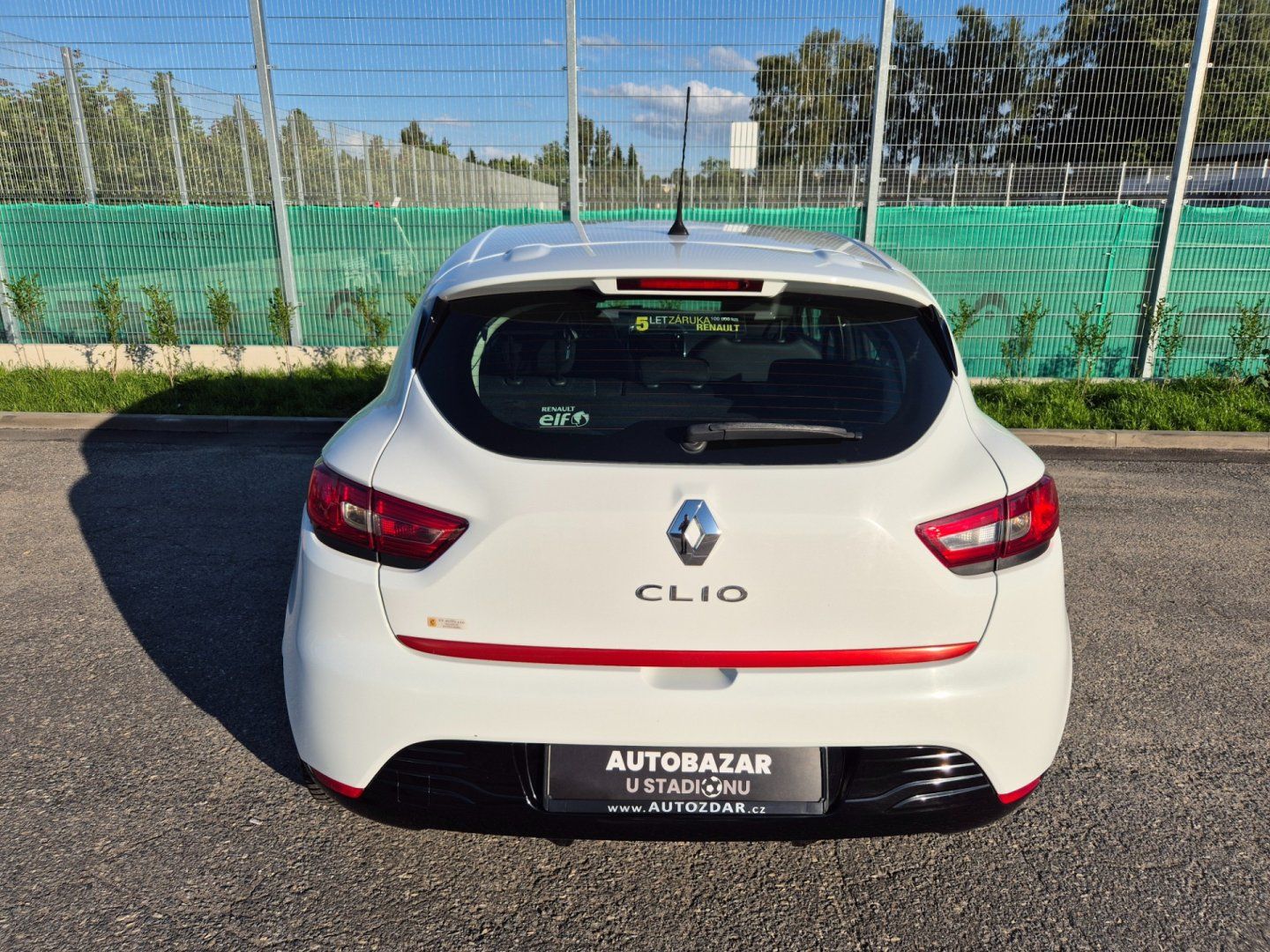 Renault Clio, 1.2 16V 54kW klima Serv.kniha - fotka 4