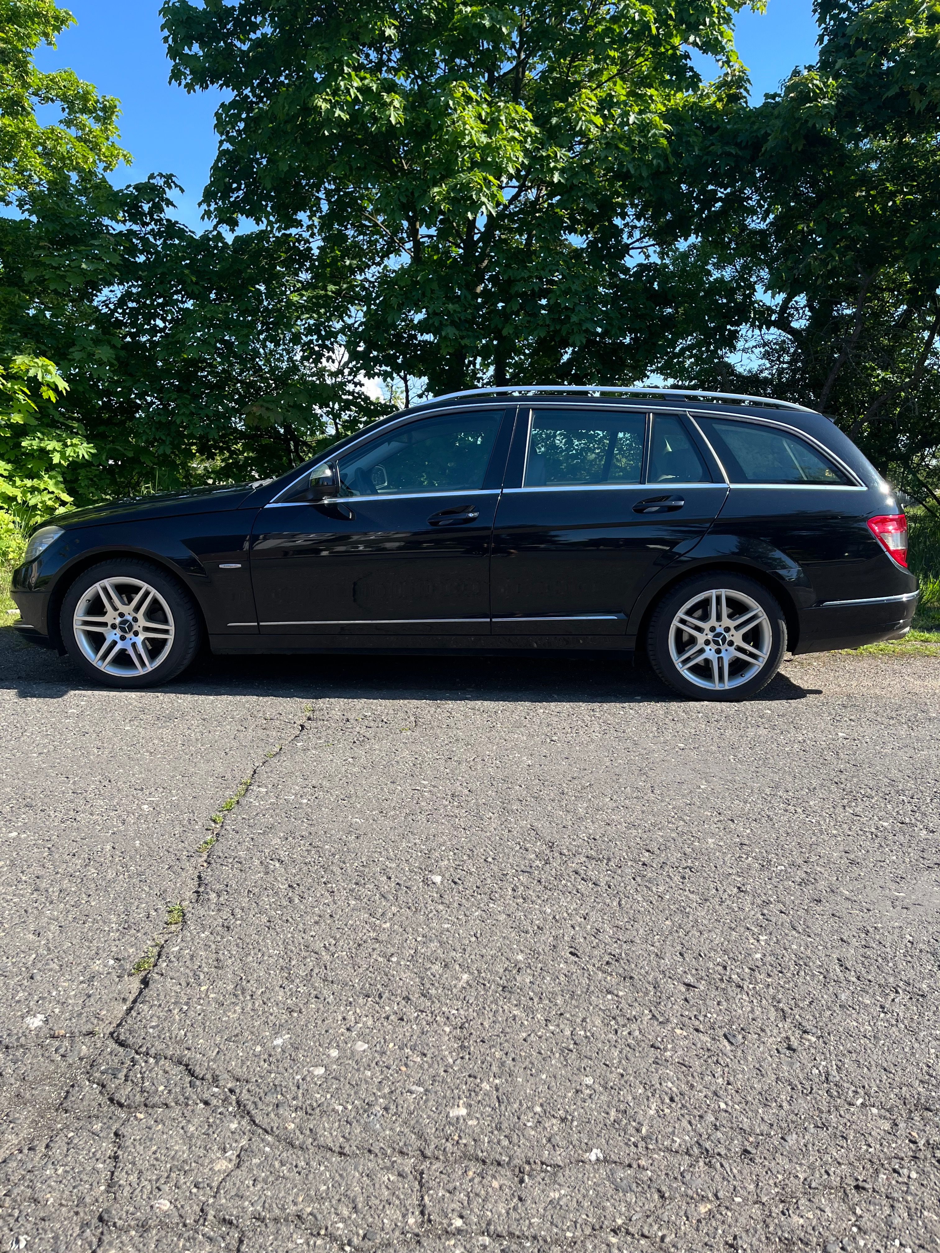 Mercedes-Benz Třídy C, C220 CDI Avangard manual - fotka 3