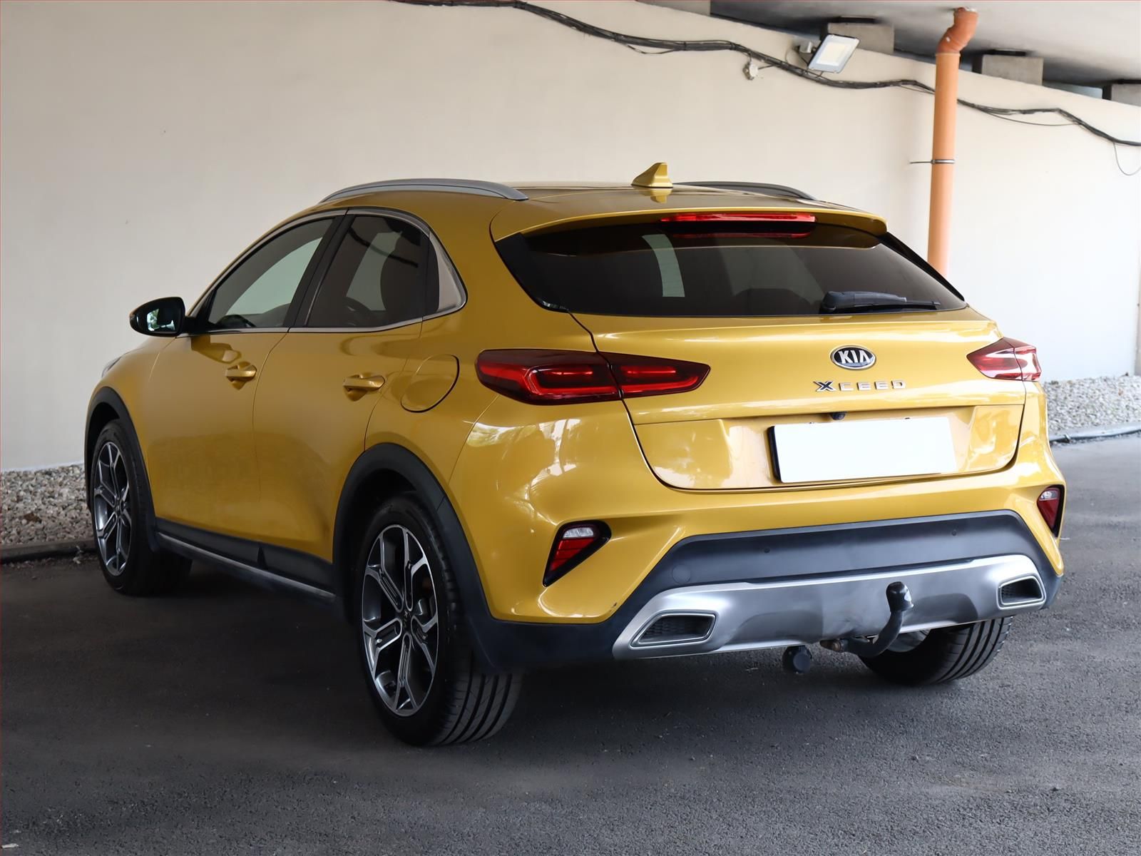 Kia XCee´d, 1.4 T-GDI, Automat, Serv.kniha - fotka 4