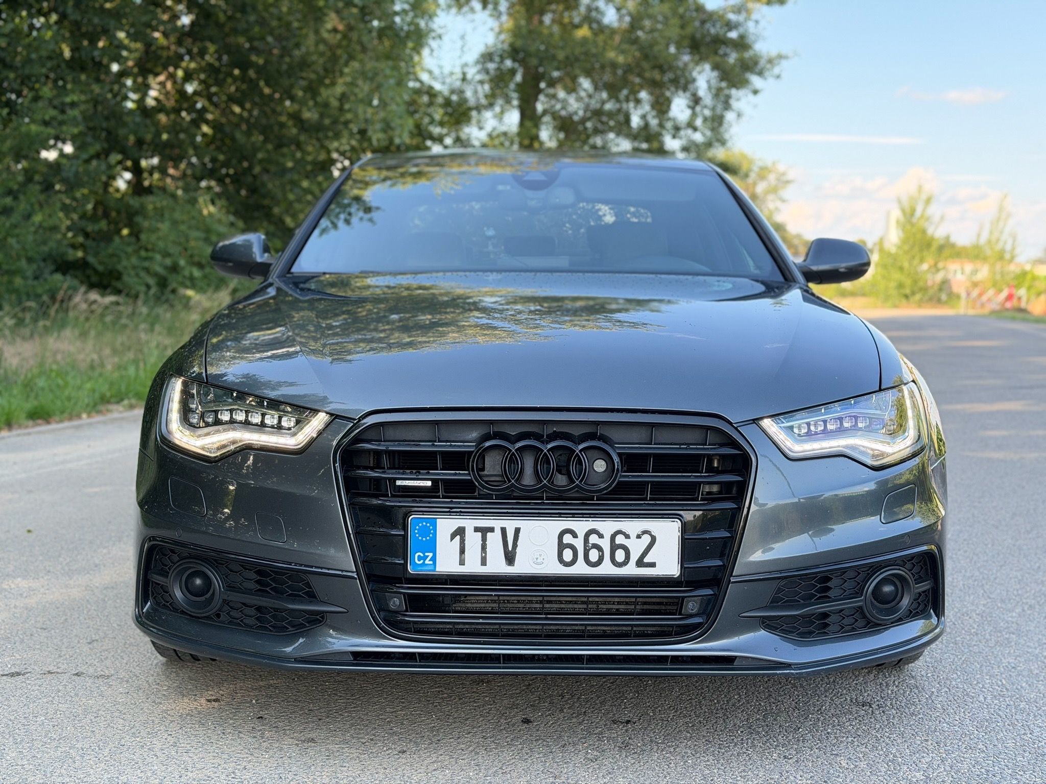 Audi A6, 3.0TDI 180kW Stronic 4x4 - fotka 2