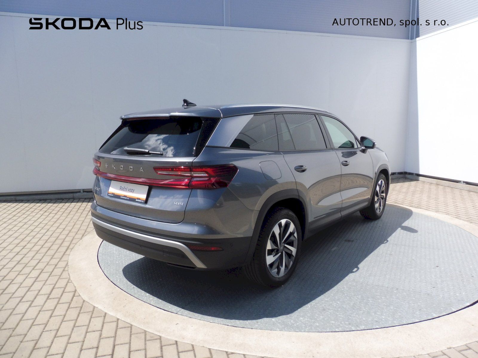 Škoda Kodiaq, Exclusive Selection 2,0 TDI 14 - fotka 2