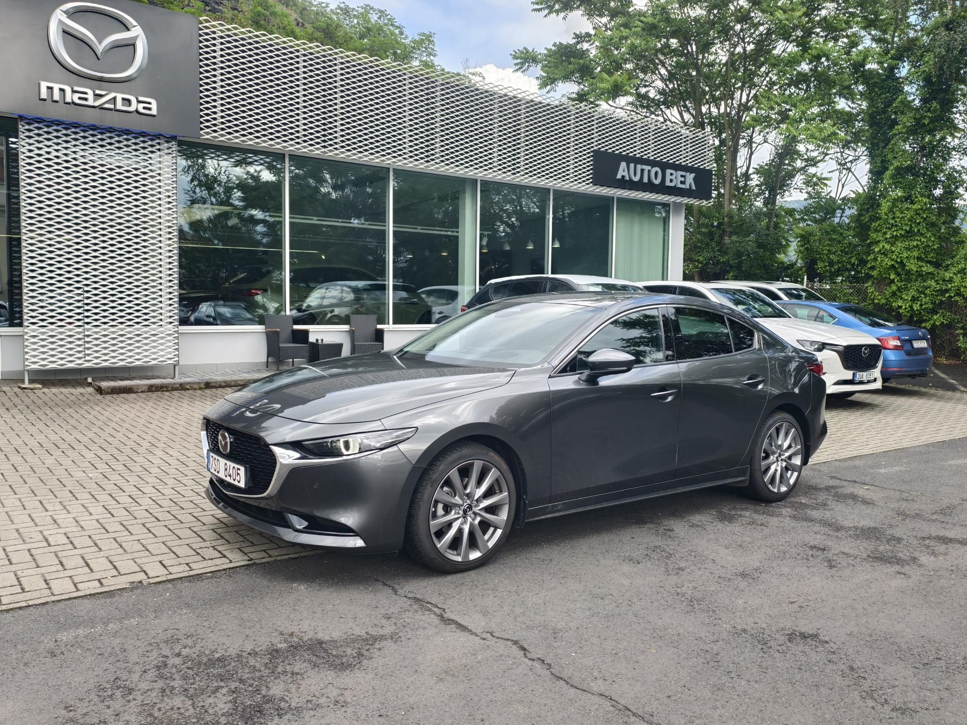 Mazda 3, 2.5i G140 EXCLUSIVE-LINE A/T - fotka 3