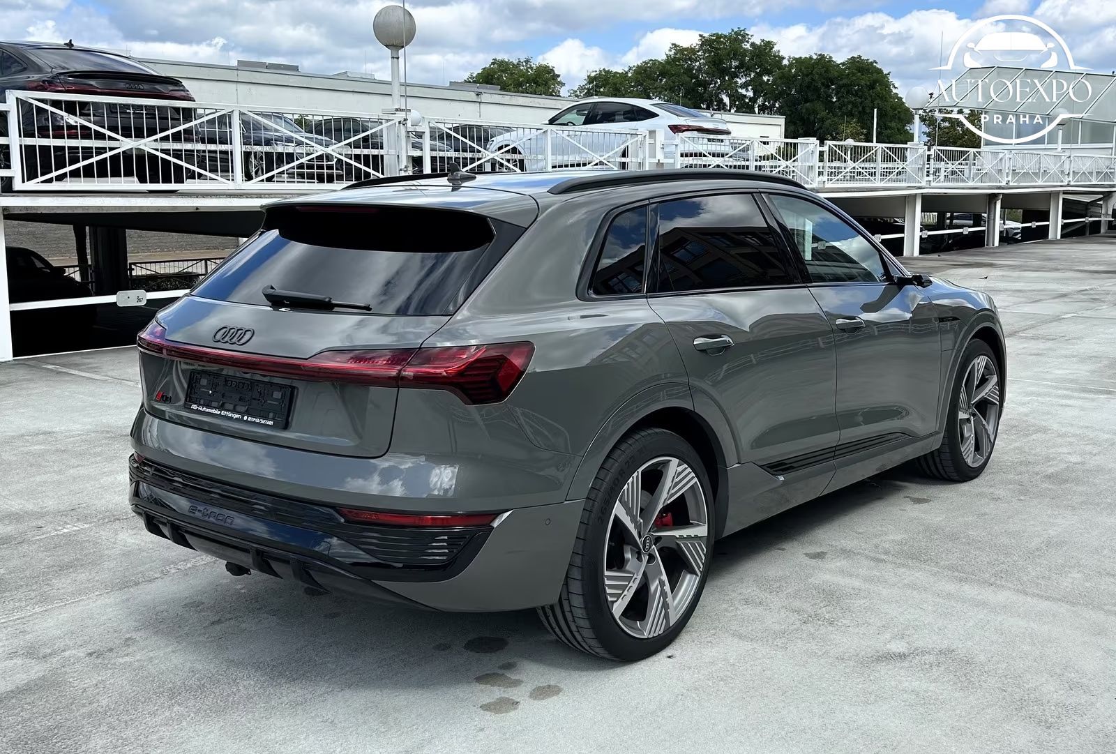 Audi Q8 e-tron, 50 quattro S line - fotka 6