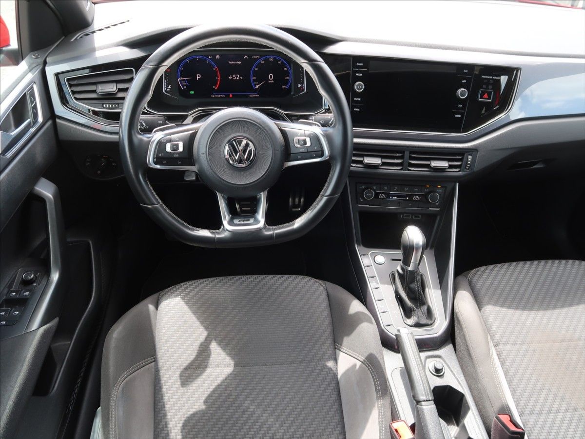 Volkswagen Polo, 1,0 TSi DSG R-Line NAVI ČR - fotka 5