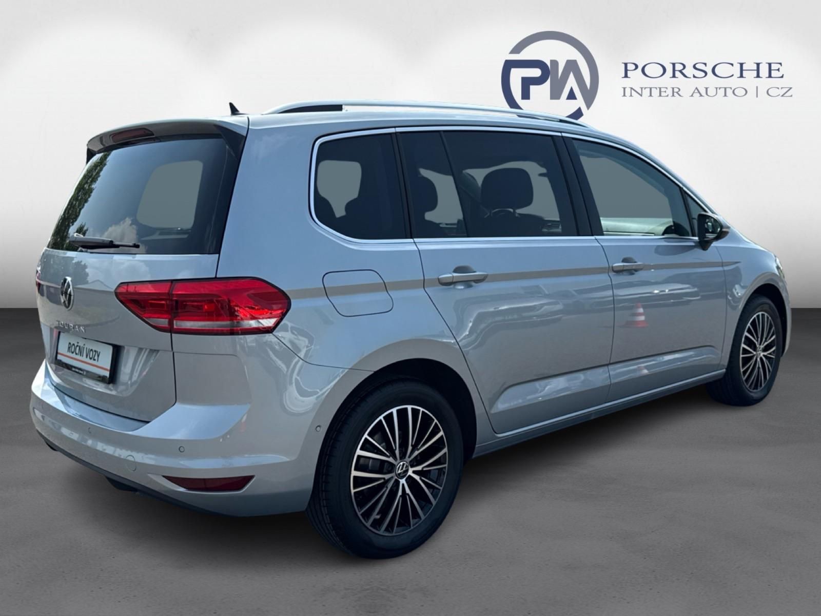Volkswagen Touran, 1.5 TSI 7DSG PEOPLE  110 KW - fotka 2
