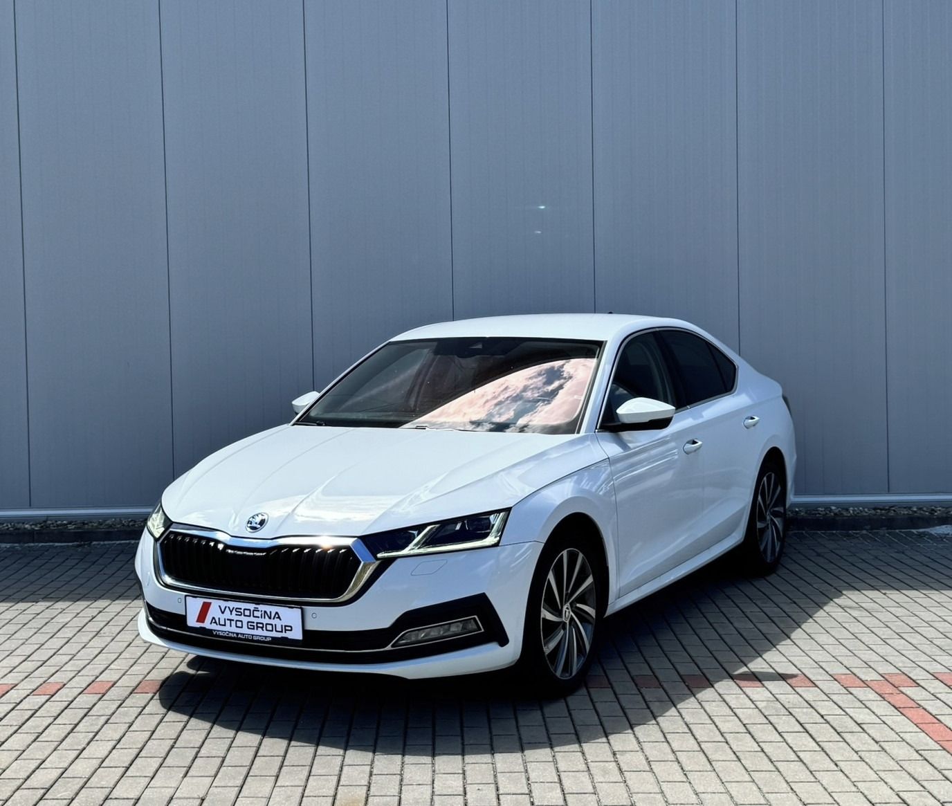 Škoda Octavia, 1.5 e-TSi 110kW DSG7 ACC LED - fotka 3