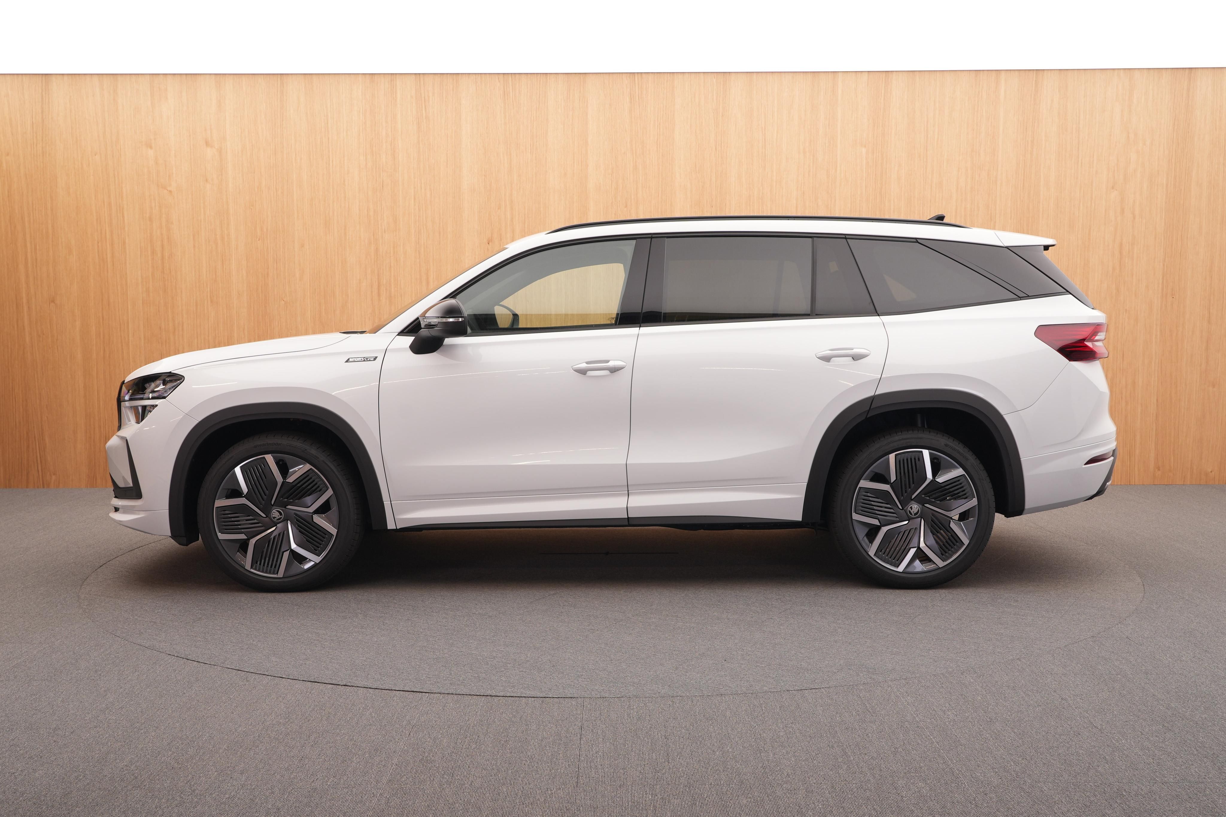 Škoda Kodiaq, Sportline 2.0 TSI 4x4 DSG - fotka 2