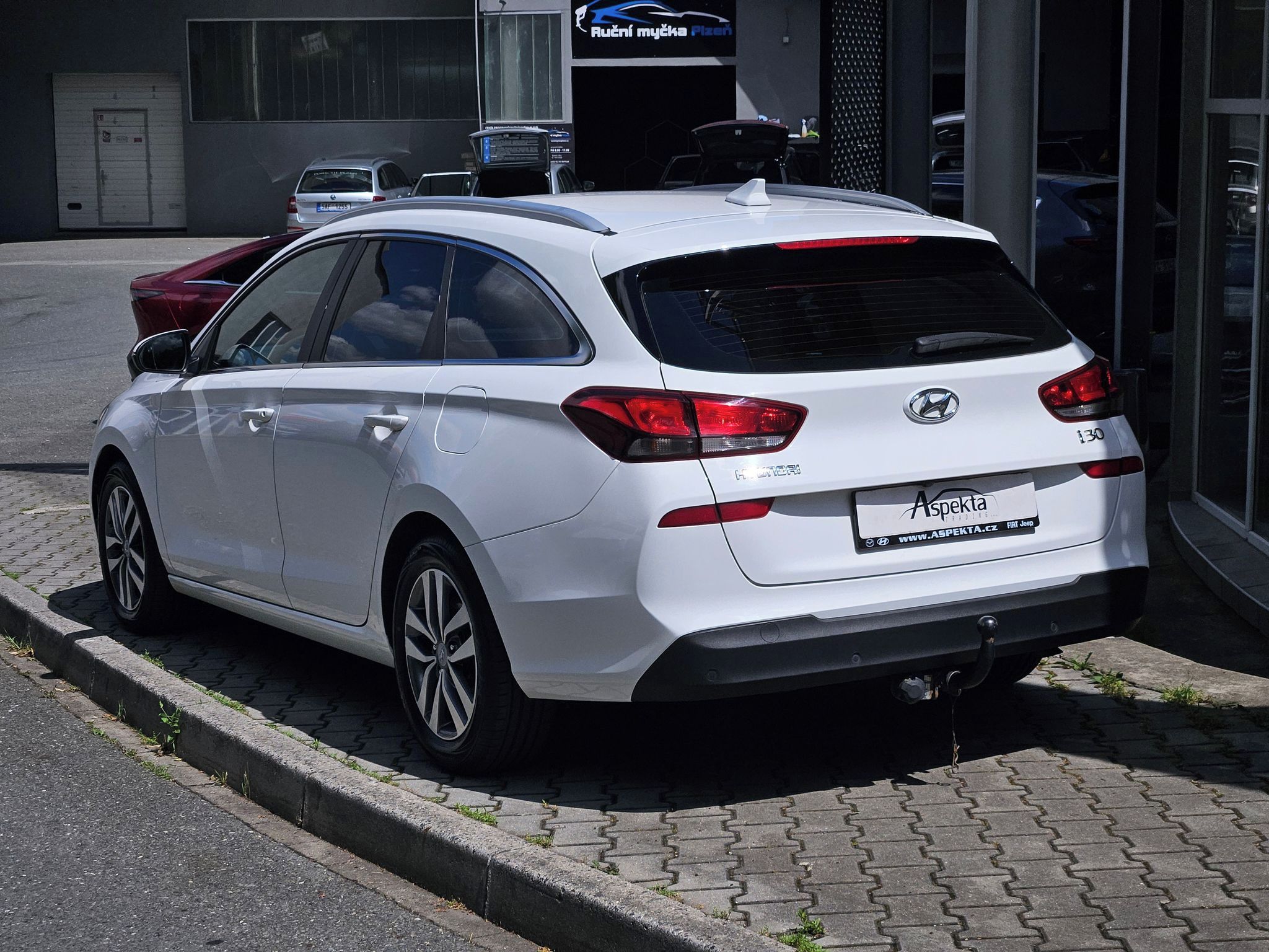 Hyundai i30, 1.4 T-GDi, Style, 1.majitel - fotka 3