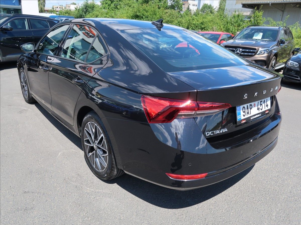 Škoda Octavia, 1,5 TSi,110kW,1majČR,Tov.záruk - fotka 4