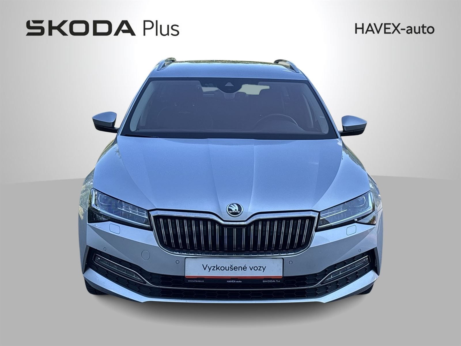 Škoda Superb, Combi 2.0 TDI 4x4 DSG L&K - fotka 4
