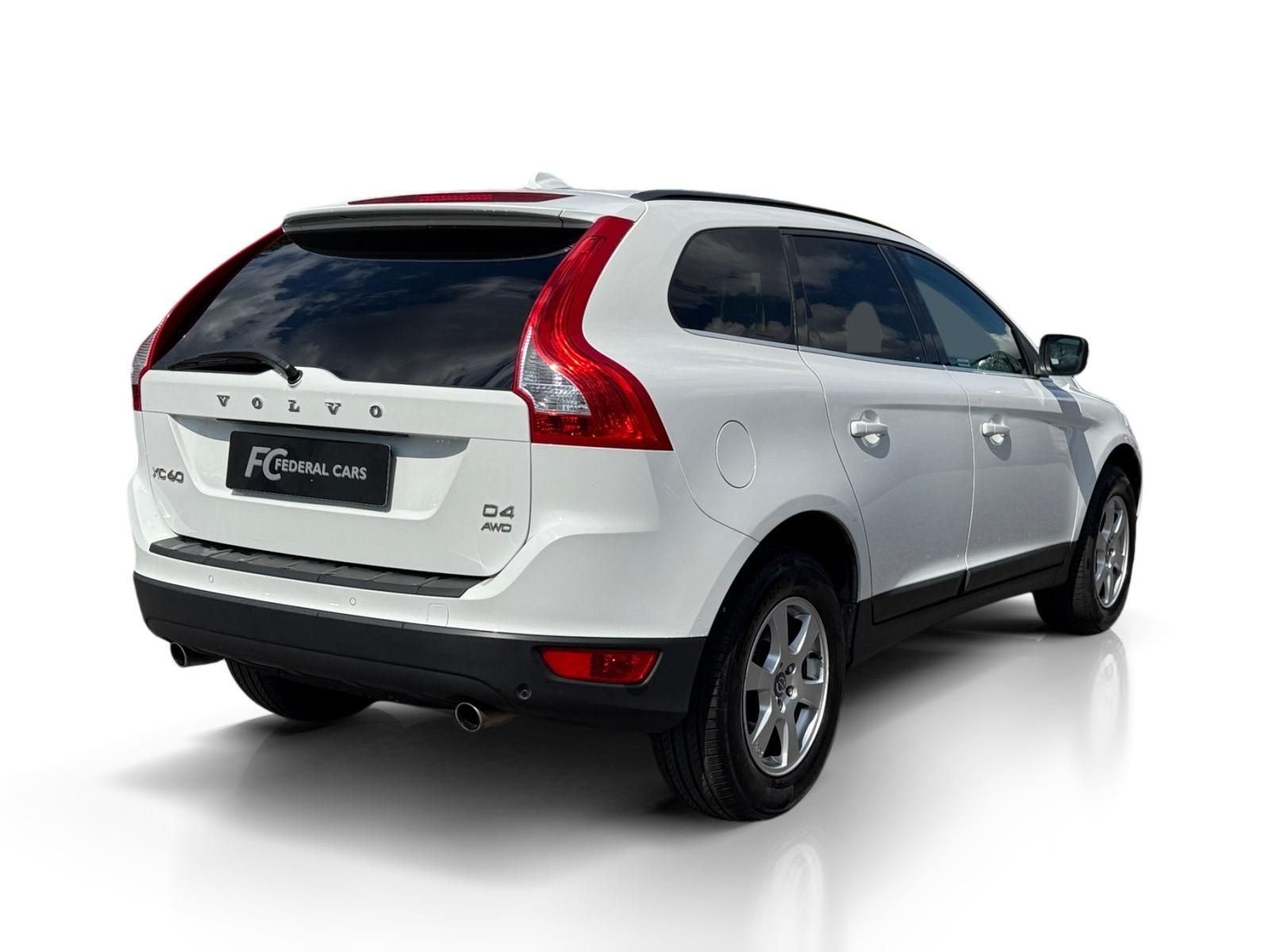 Volvo XC60, D4 AWD MOMENTUM - fotka 5