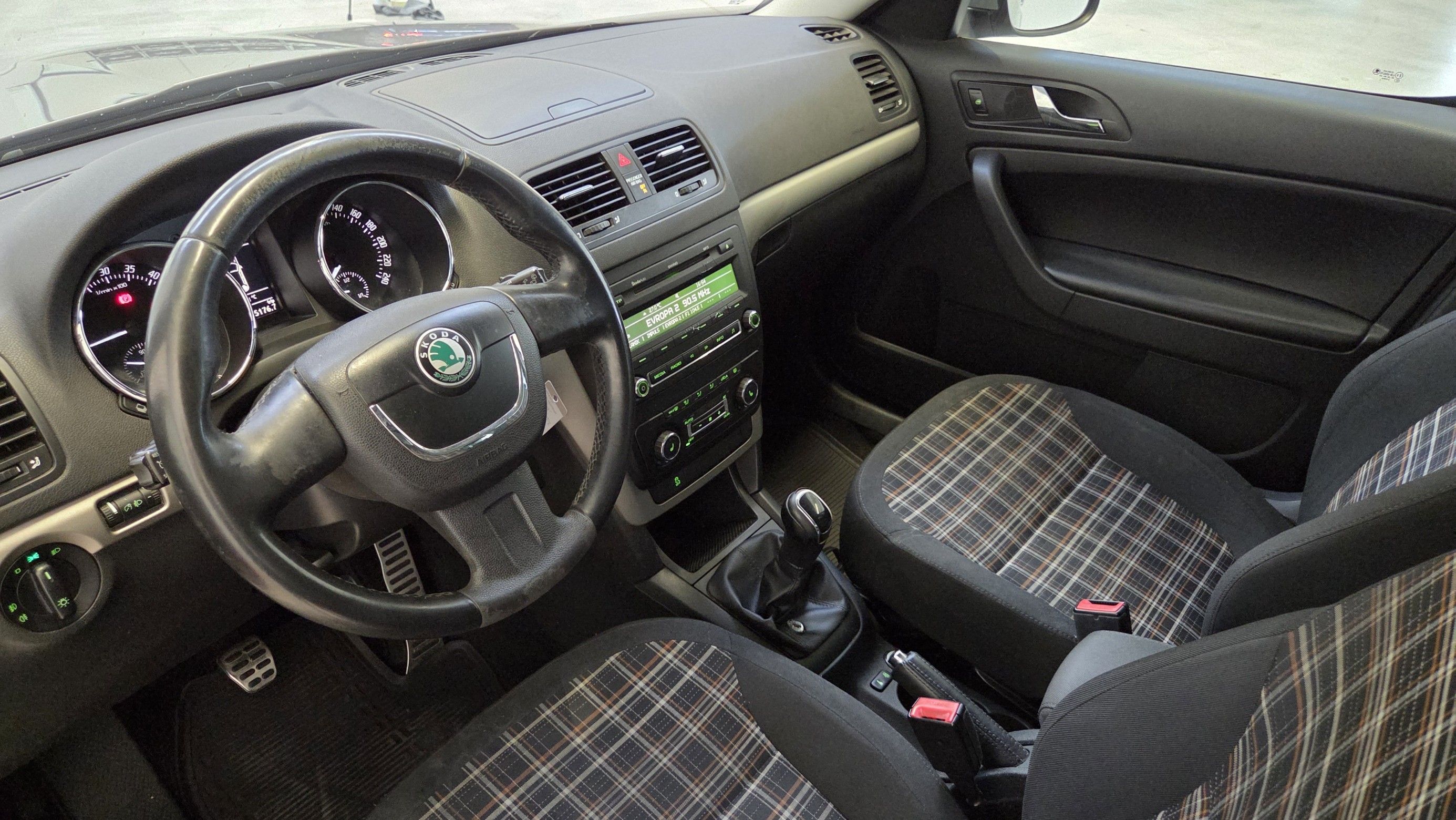 Škoda Yeti, 2.0 TDI 81 kW Ambition - fotka 5