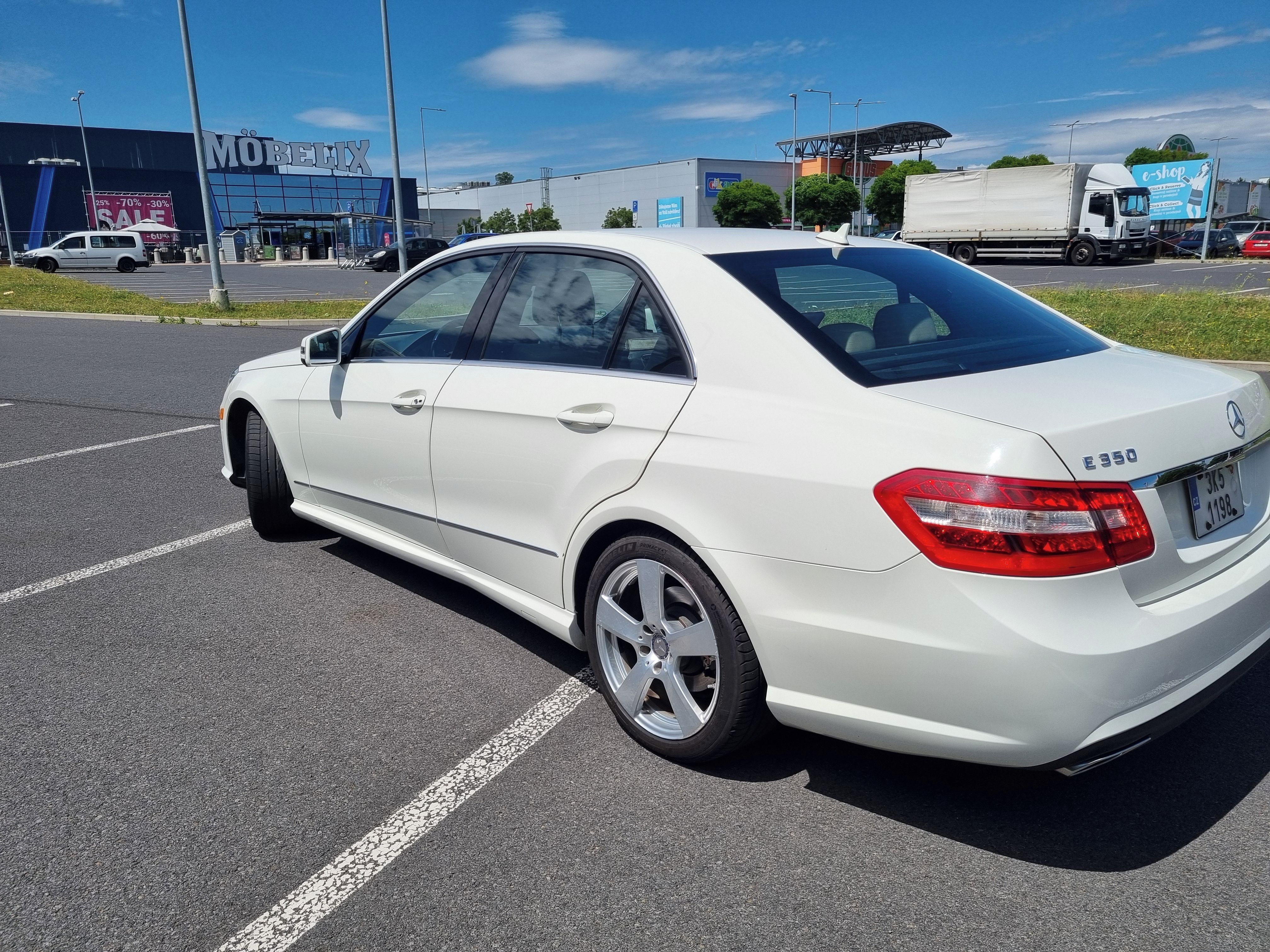 Mercedes-Benz Třídy E, 350E, 4MATIC, 1majitel do r.24 - fotka 6