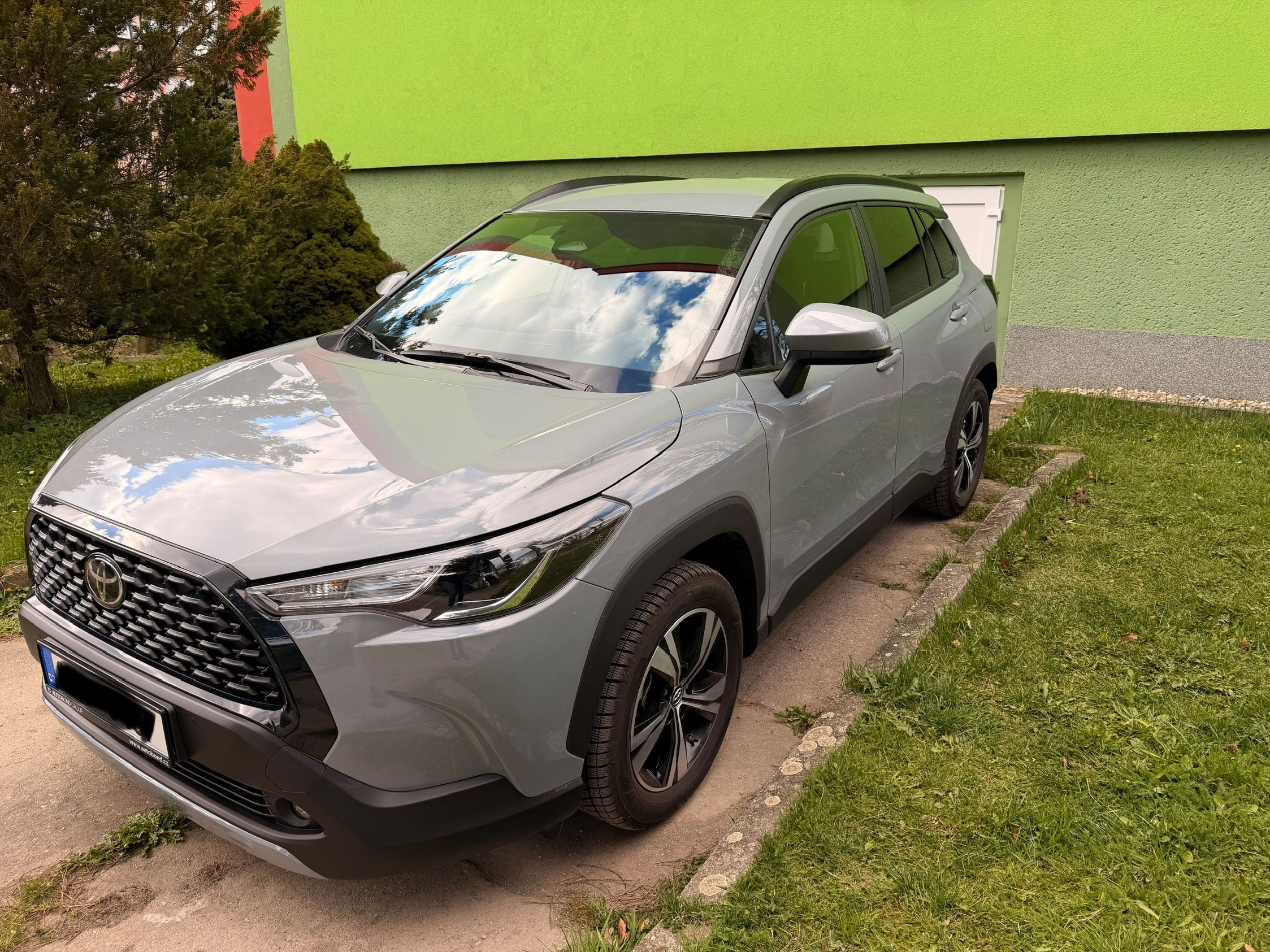 Toyota Corolla Cross, Prodám Toyotu Corollu, 1.8 - fotka 2