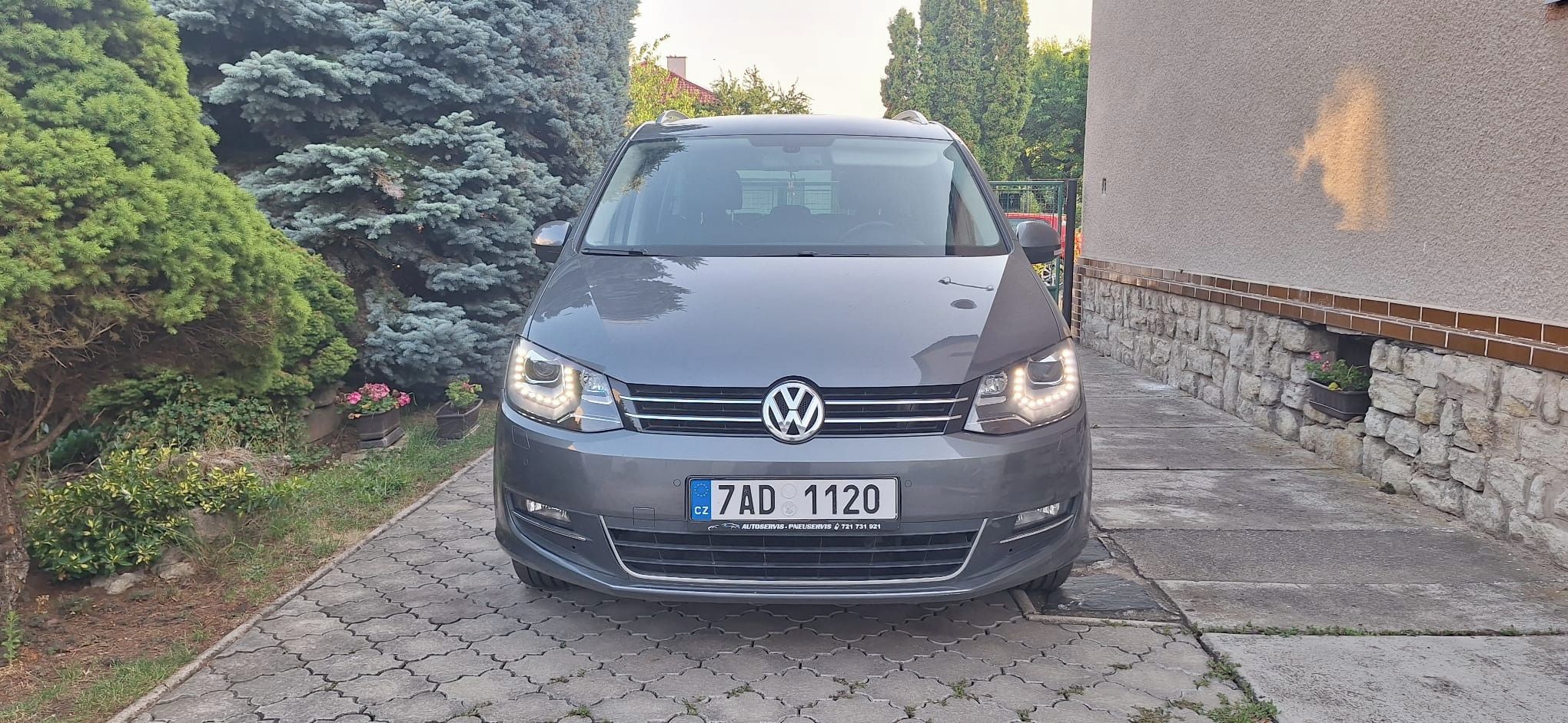Volkswagen Sharan, 2.0 TDi, Highline, 7míst - fotka 4