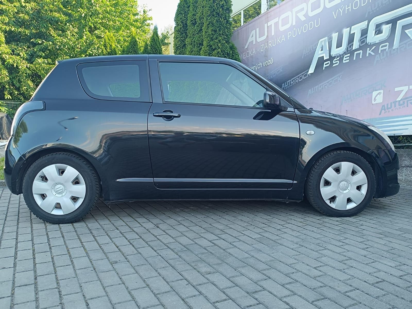 Suzuki Swift, 1.3/68kW - fotka 4