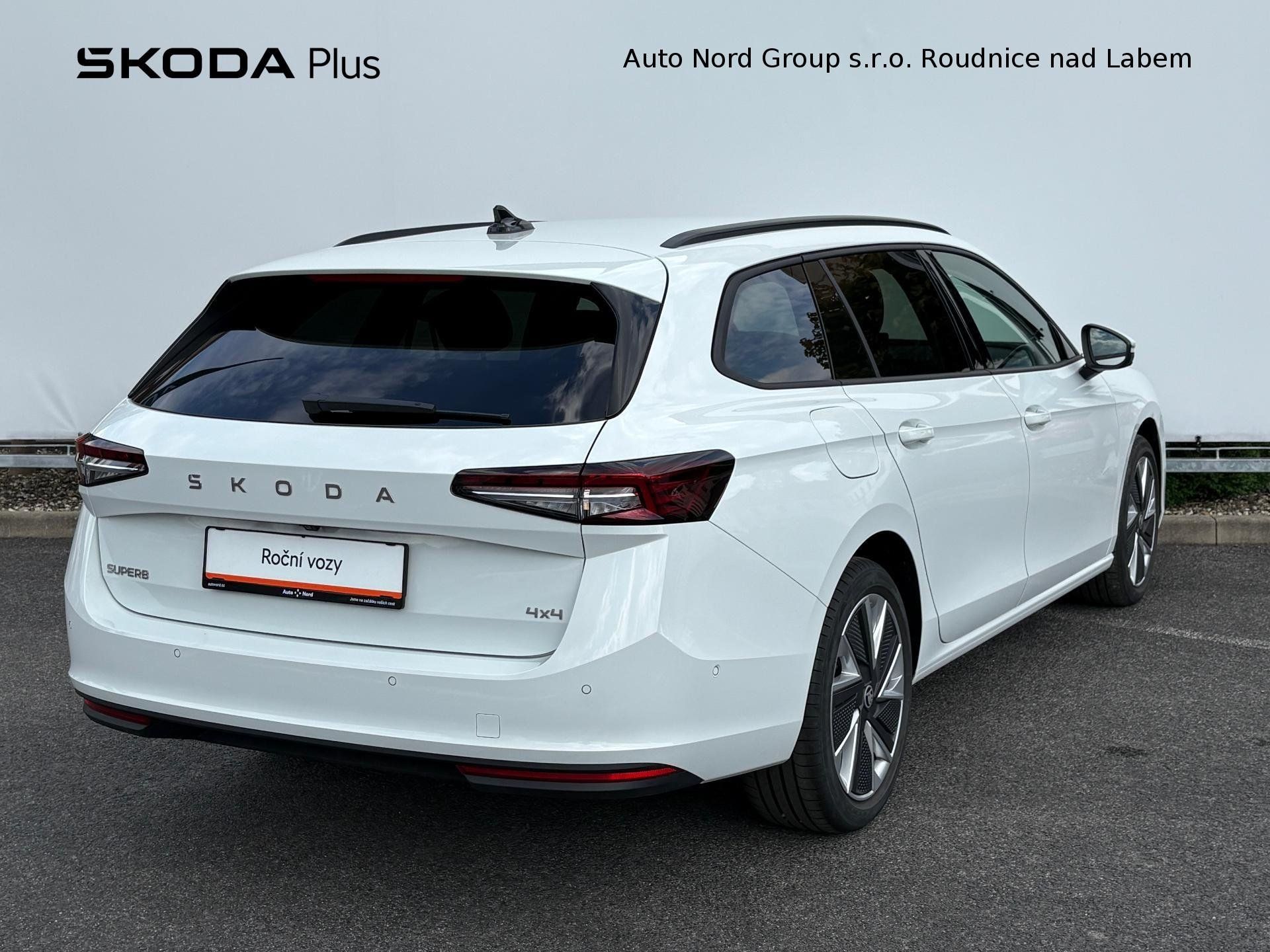 Škoda Superb, Superb 2.0 TDI 142kW 4x4 - fotka 2
