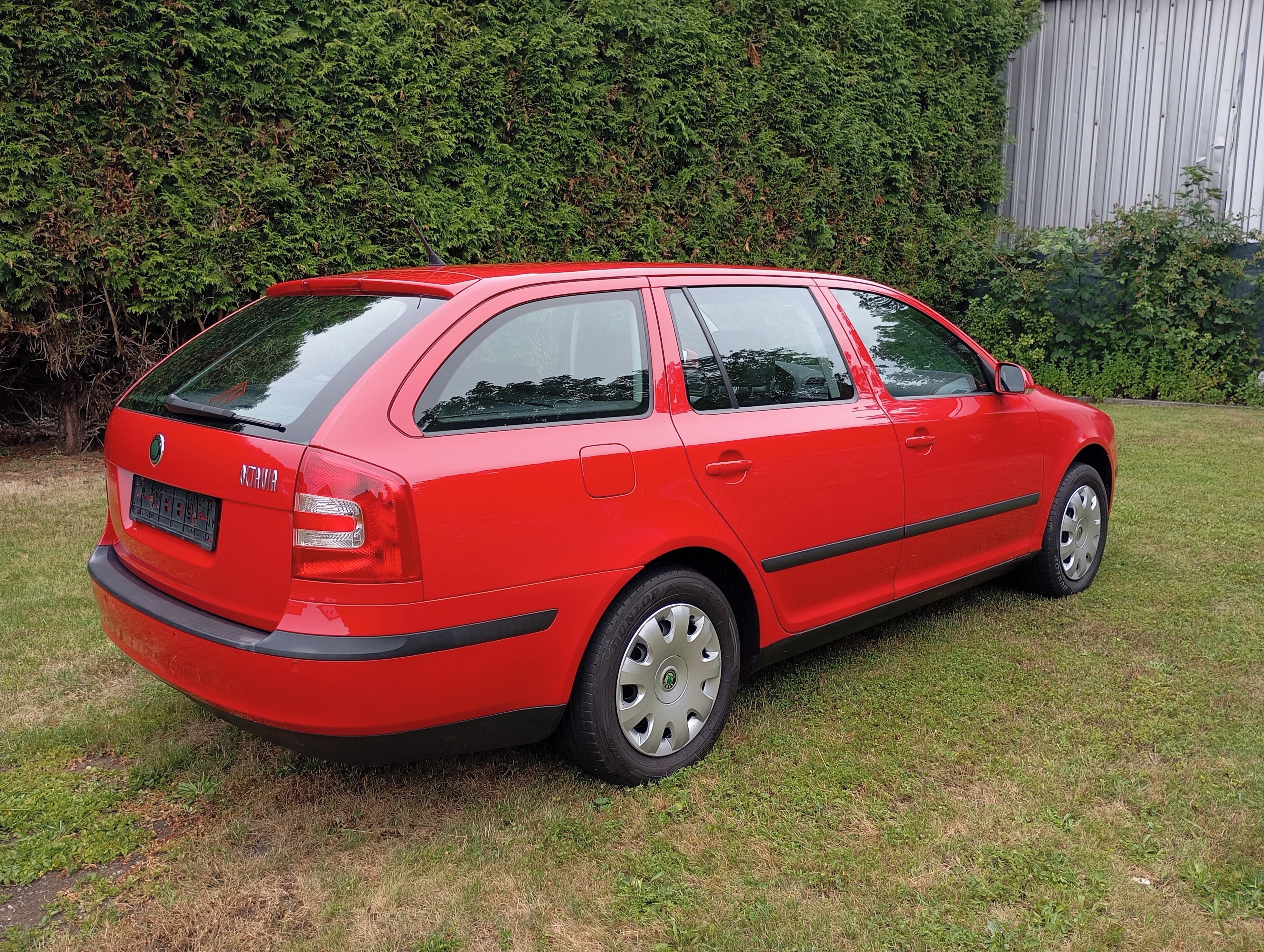 Škoda Octavia, 1.6 FSI 1.Majitel Orig.stav - fotka 4