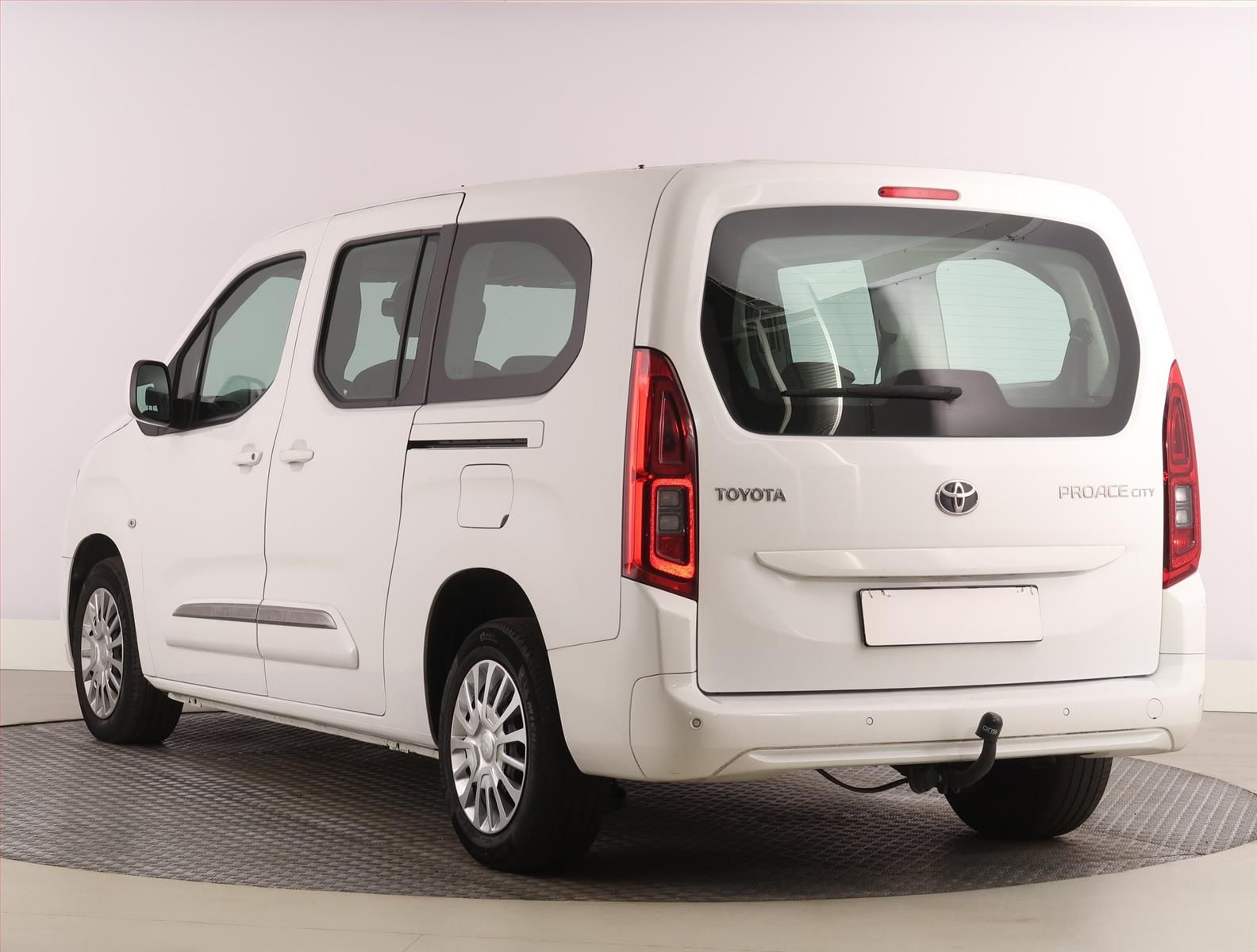 Toyota Proace City Verso, Maxi 1.5 D-4D, Shuttle, 7Míst - fotka 4