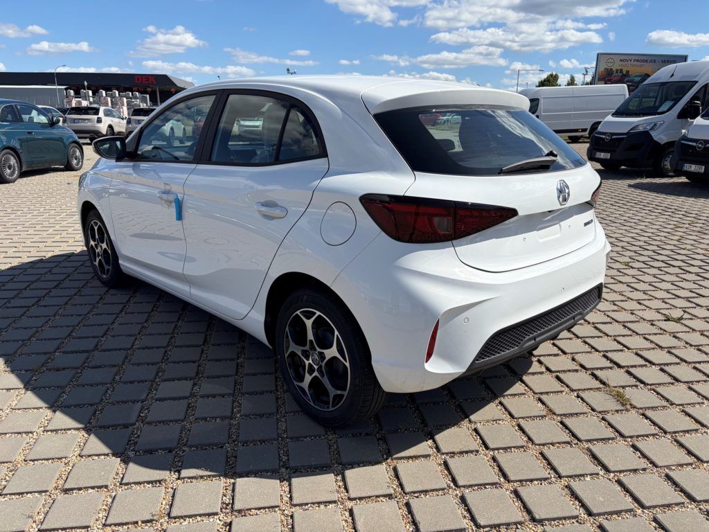 MG MG3, 1.5 DVVT Elegance - fotka 3