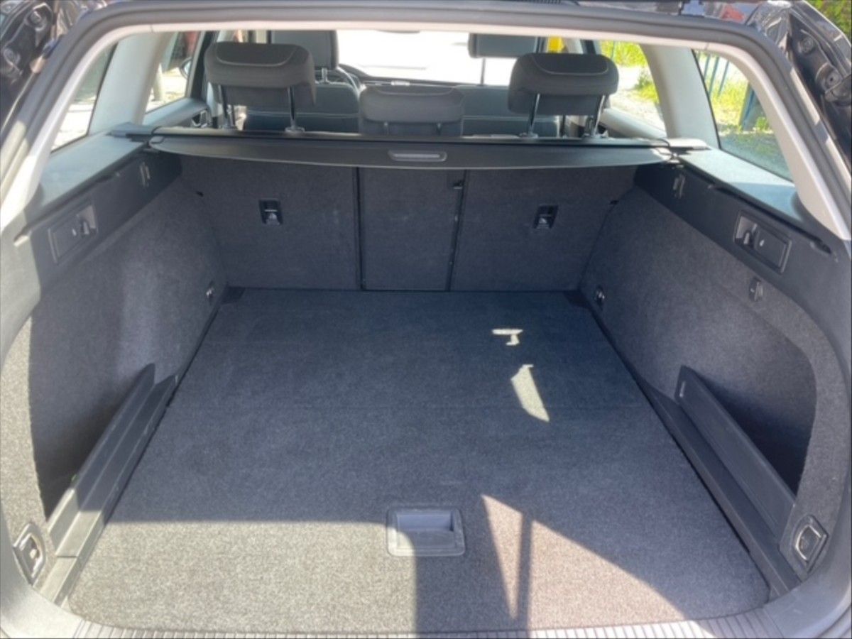Volkswagen Passat, 1,5 TSI Evo Business - fotka 6