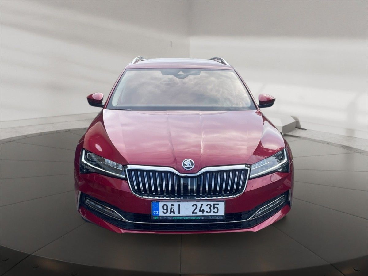 Škoda Superb, 2,0 TDI 110 L&K DSG - fotka 2